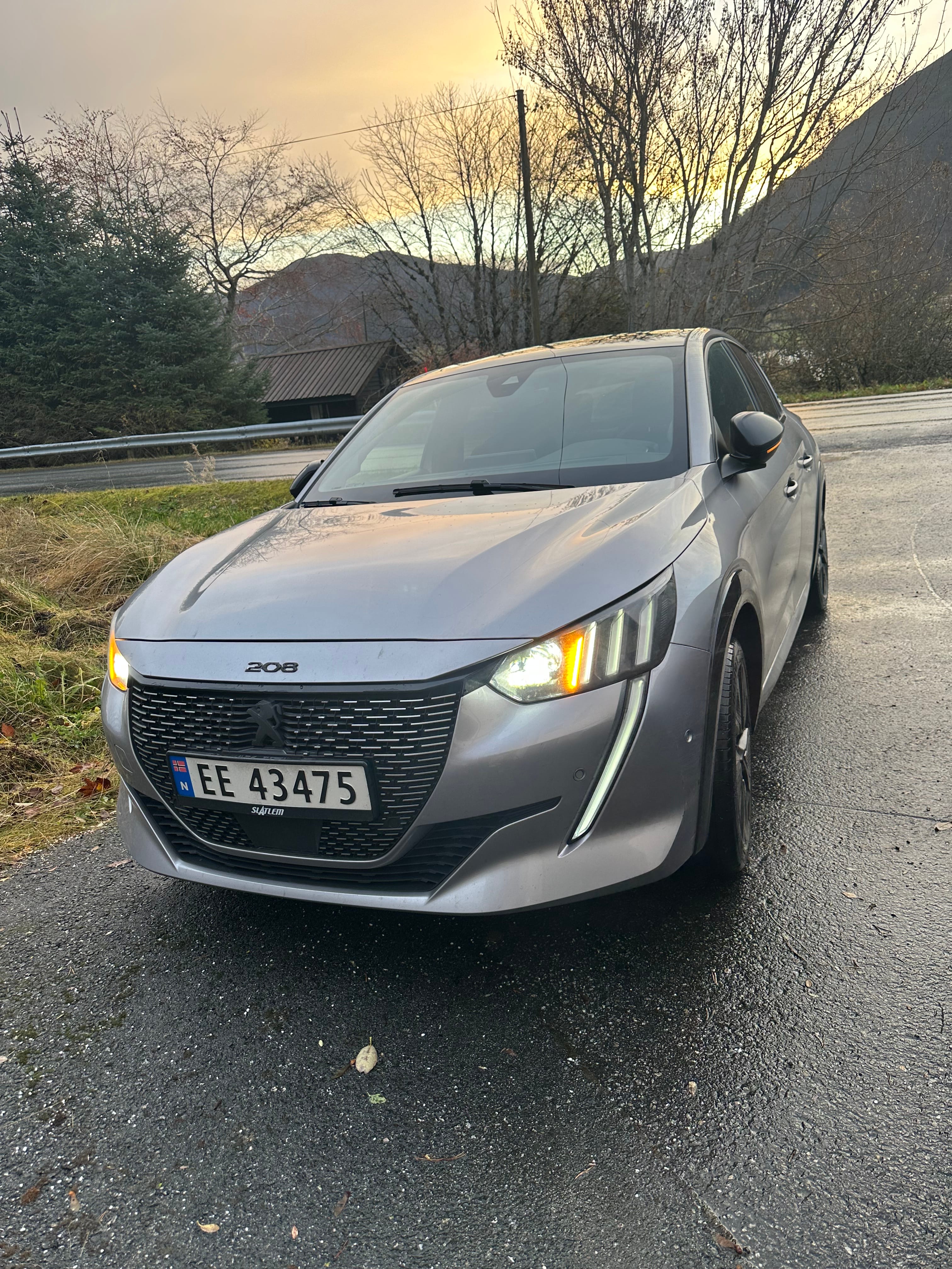 Peugeot 208 GT Line med Babysete