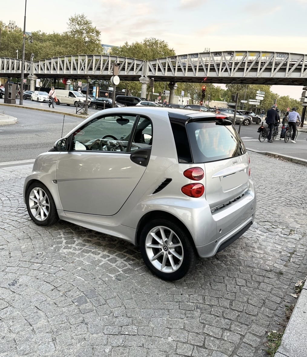 Smart Fortwo Coupé avec GPS
