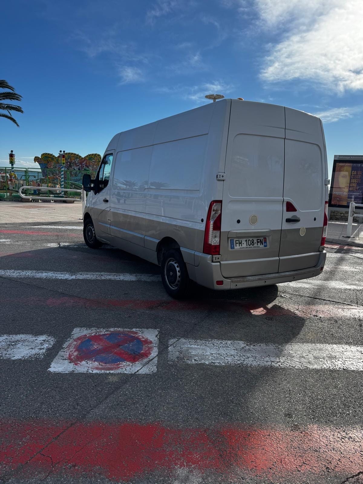 Renault Master with Snow chains