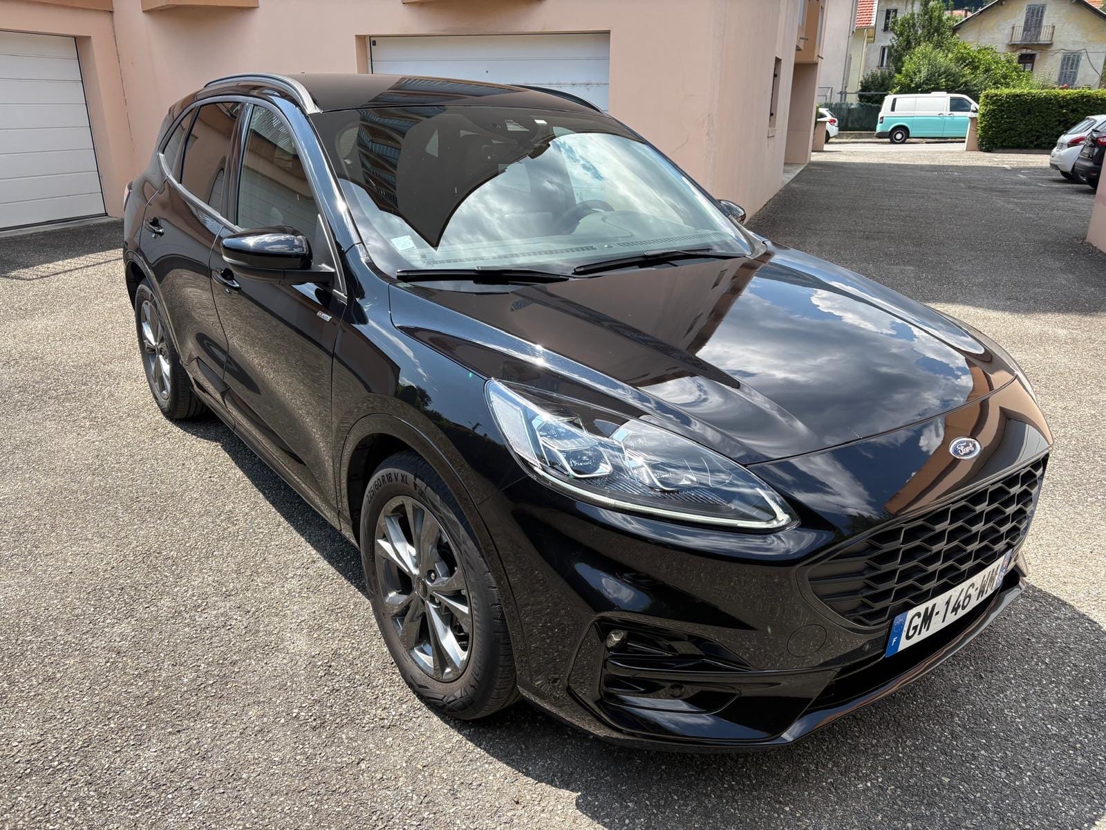 Ford Kuga avec Entrée audio / iPod