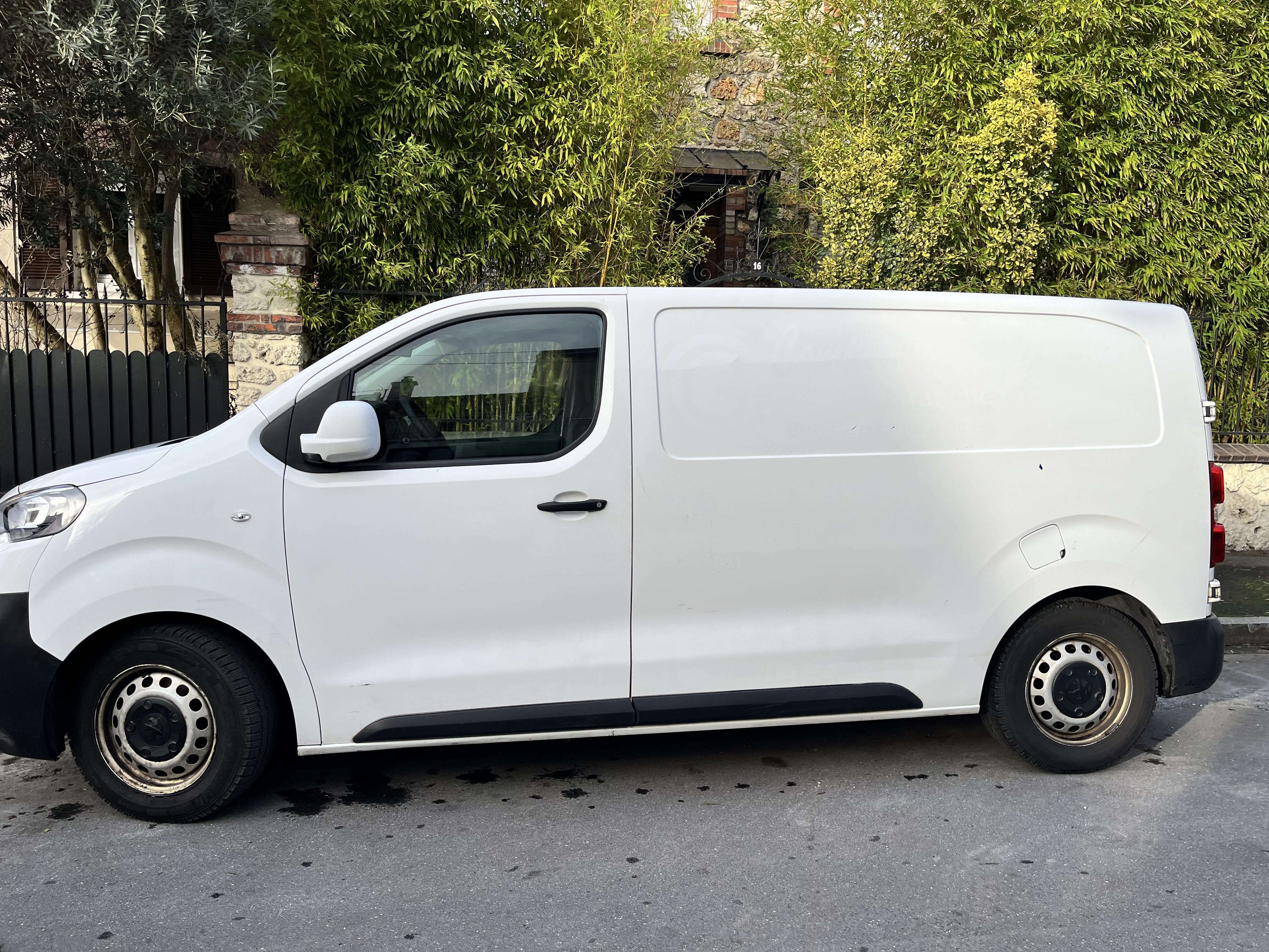 Peugeot Expert HDI 115 CarPlay avec Climatisation