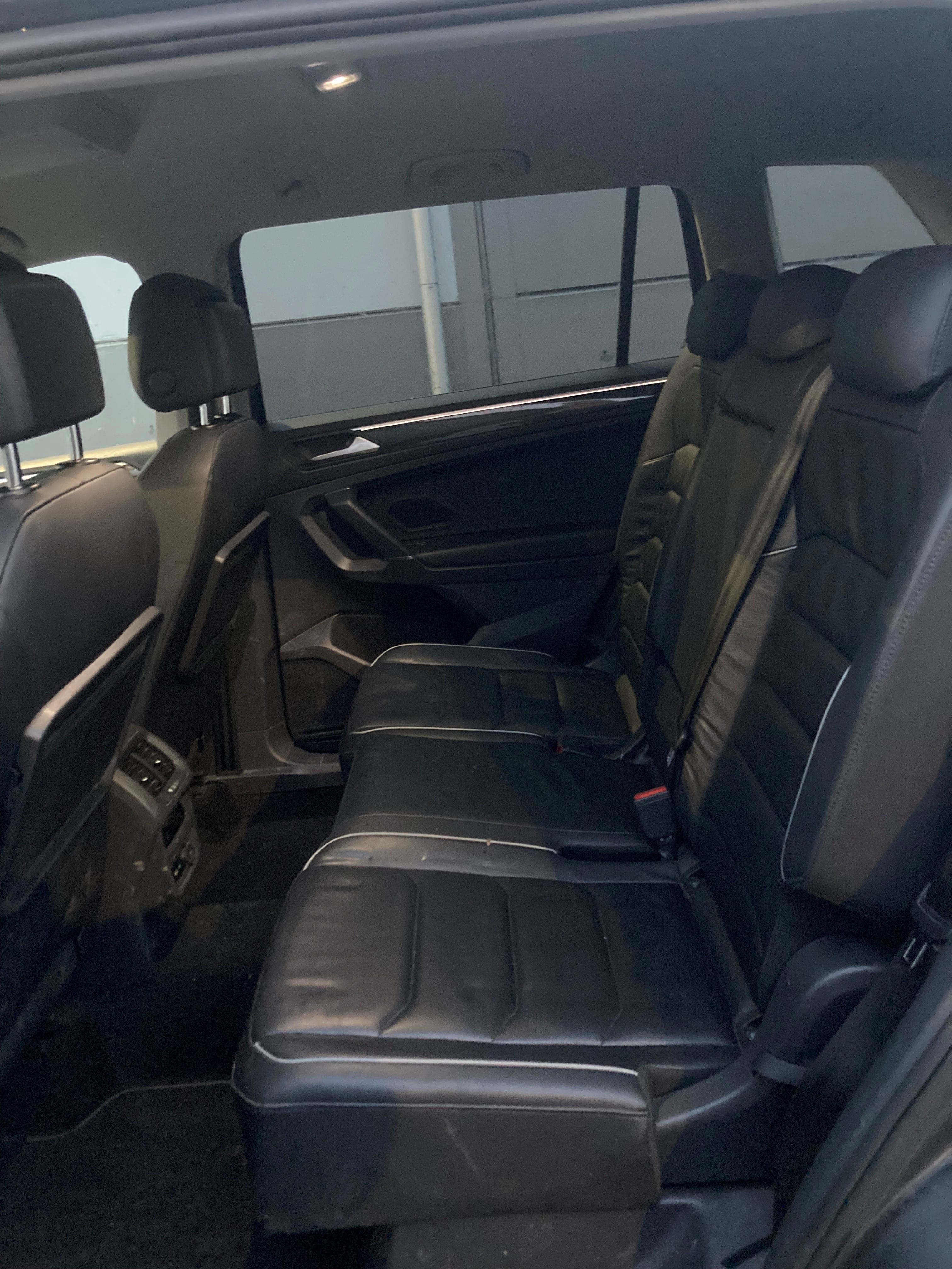 Volkswagen Tiguan SE R-Line Black 4MOTION 190 hp with Four-wheel drive