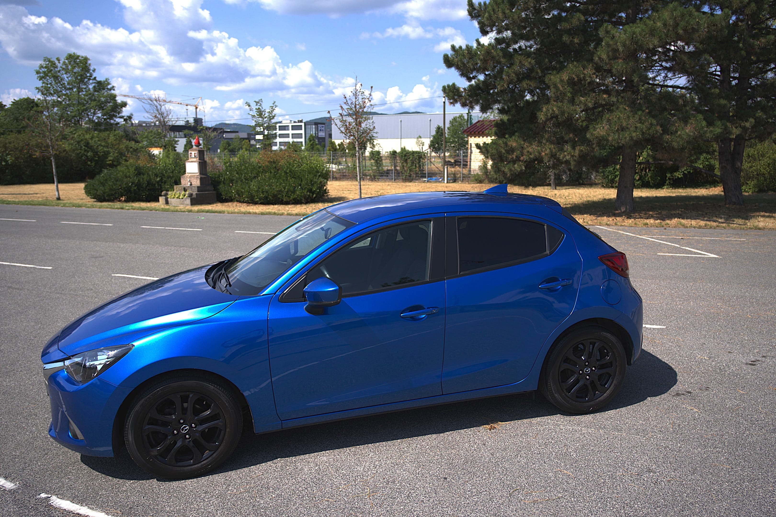 Mazda 2 mit Navigationsgerät