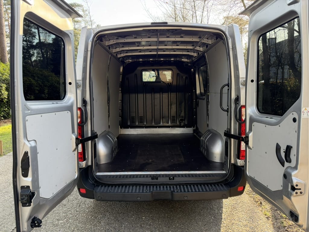 Opel Movano L1H1 2.3 Turbo Diesel 150ch automatic met GPS