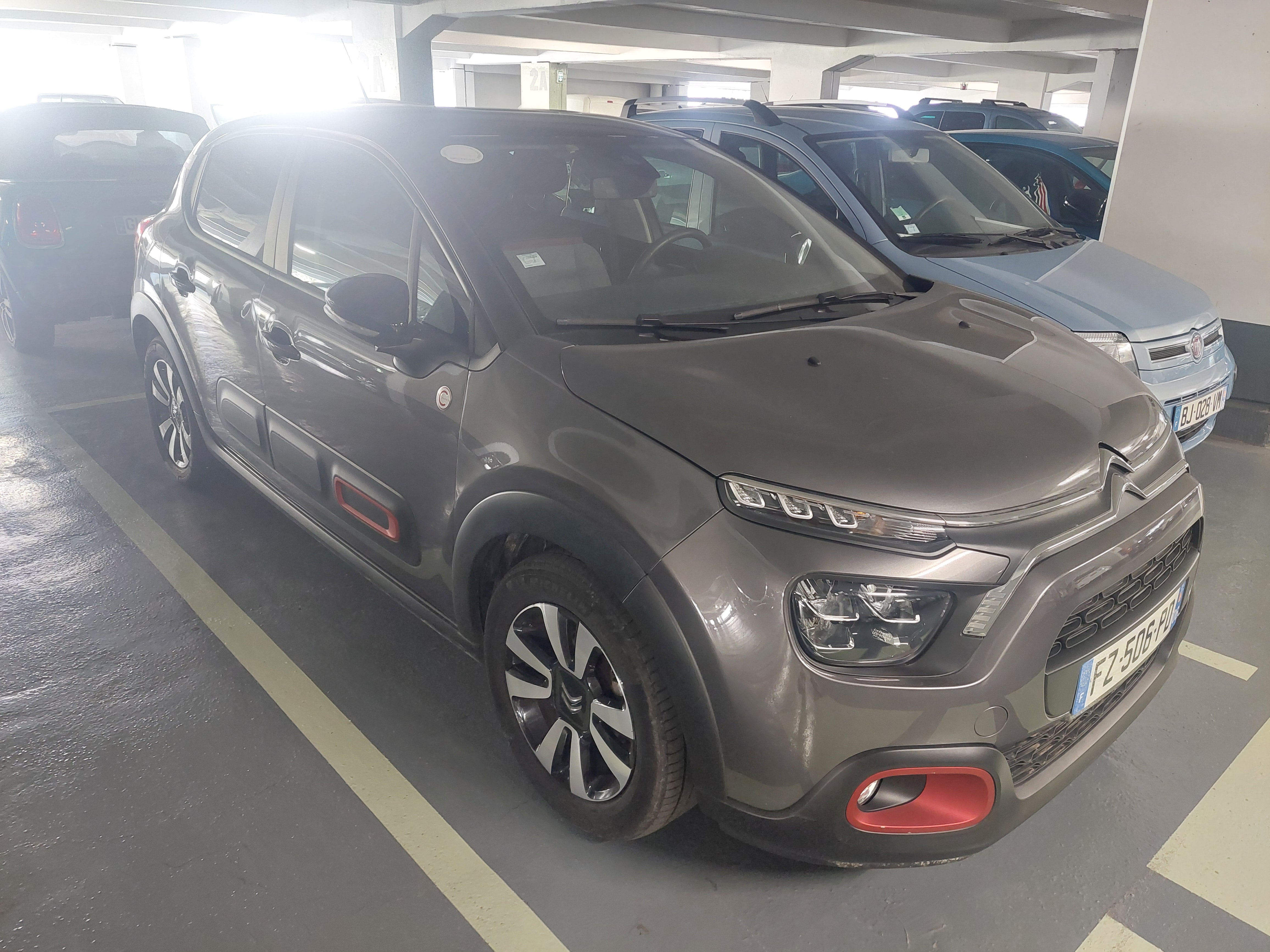 Citroen C3 1.2 turbo 83ch C-Series (essence) avec Climatisation