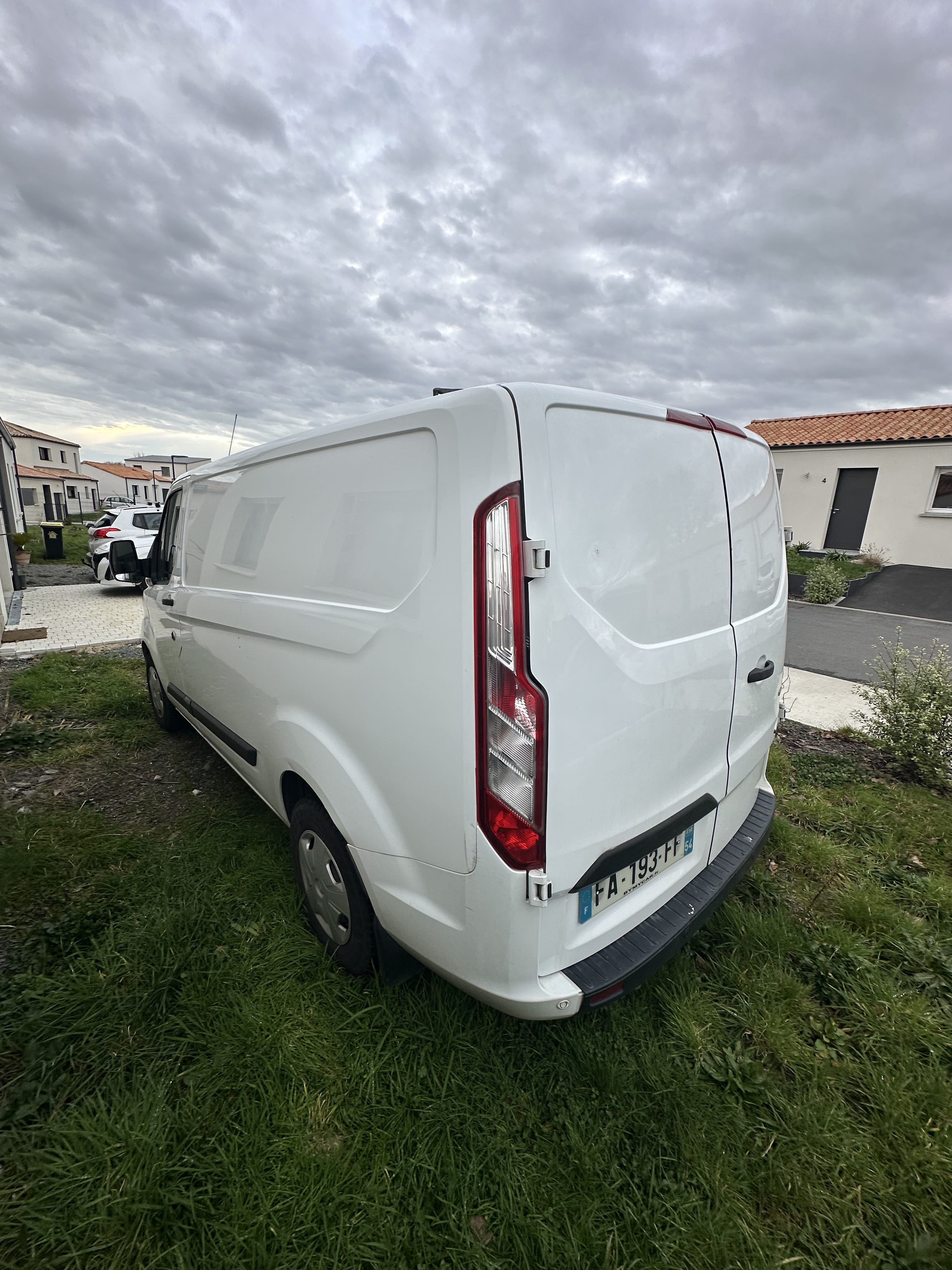 Ford Transit Custom Fourgon avec Climatisation