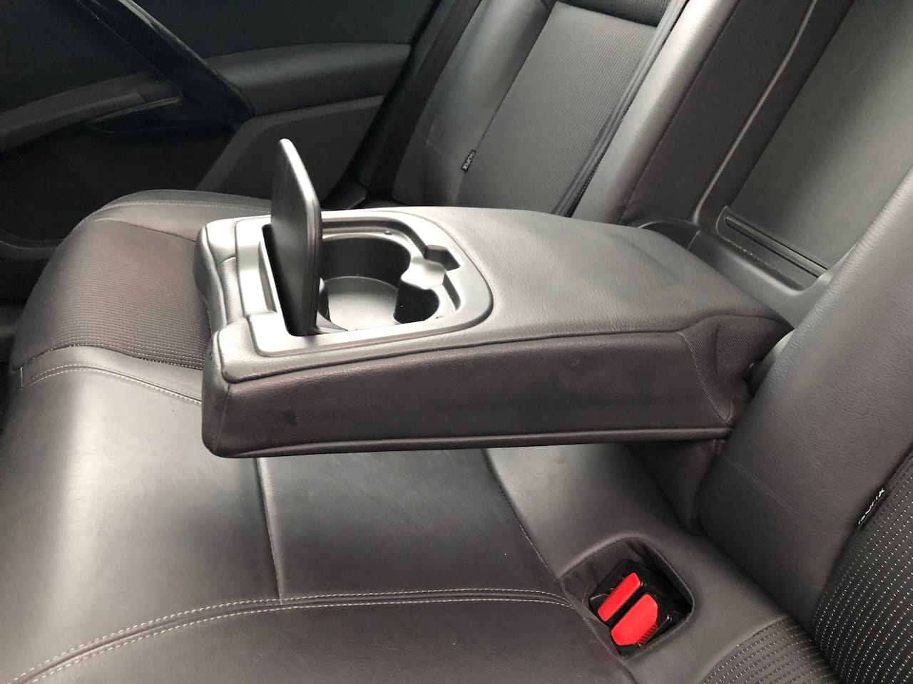 Peugeot 508 SW 2.0 avec Dashcam