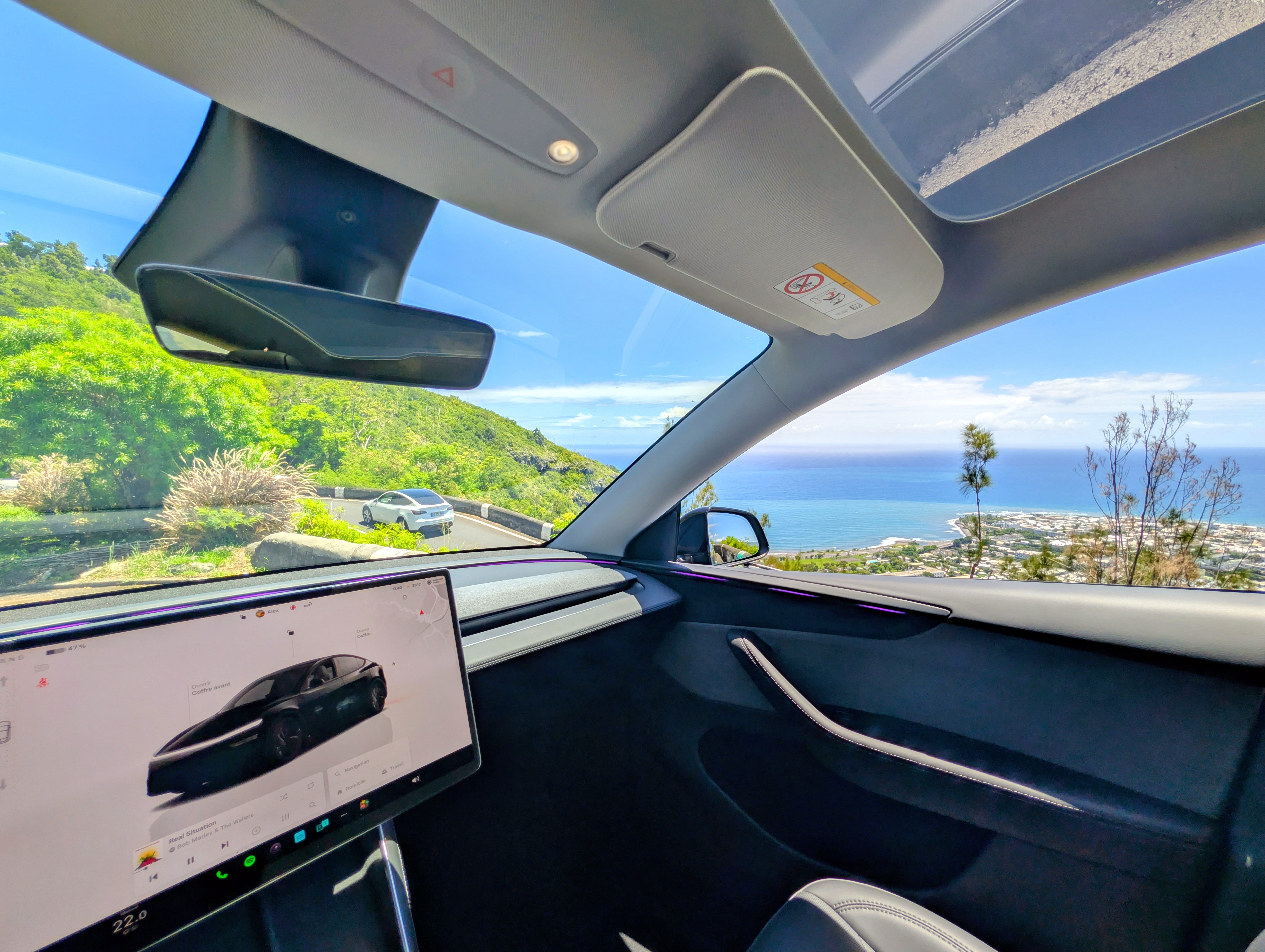 Tesla Model Y Long Range avec GPS