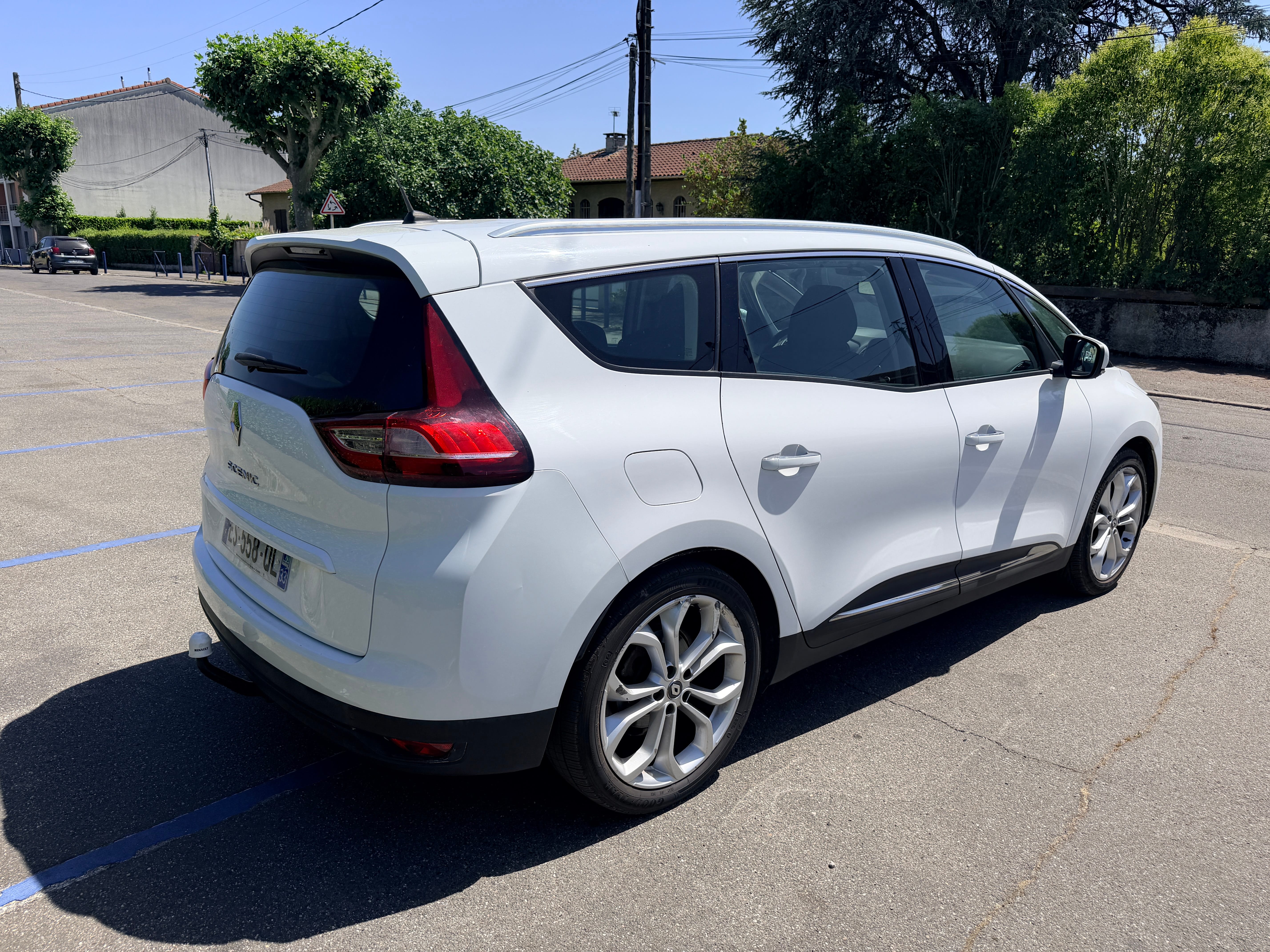 Renault Grand Scenic avec GPS
