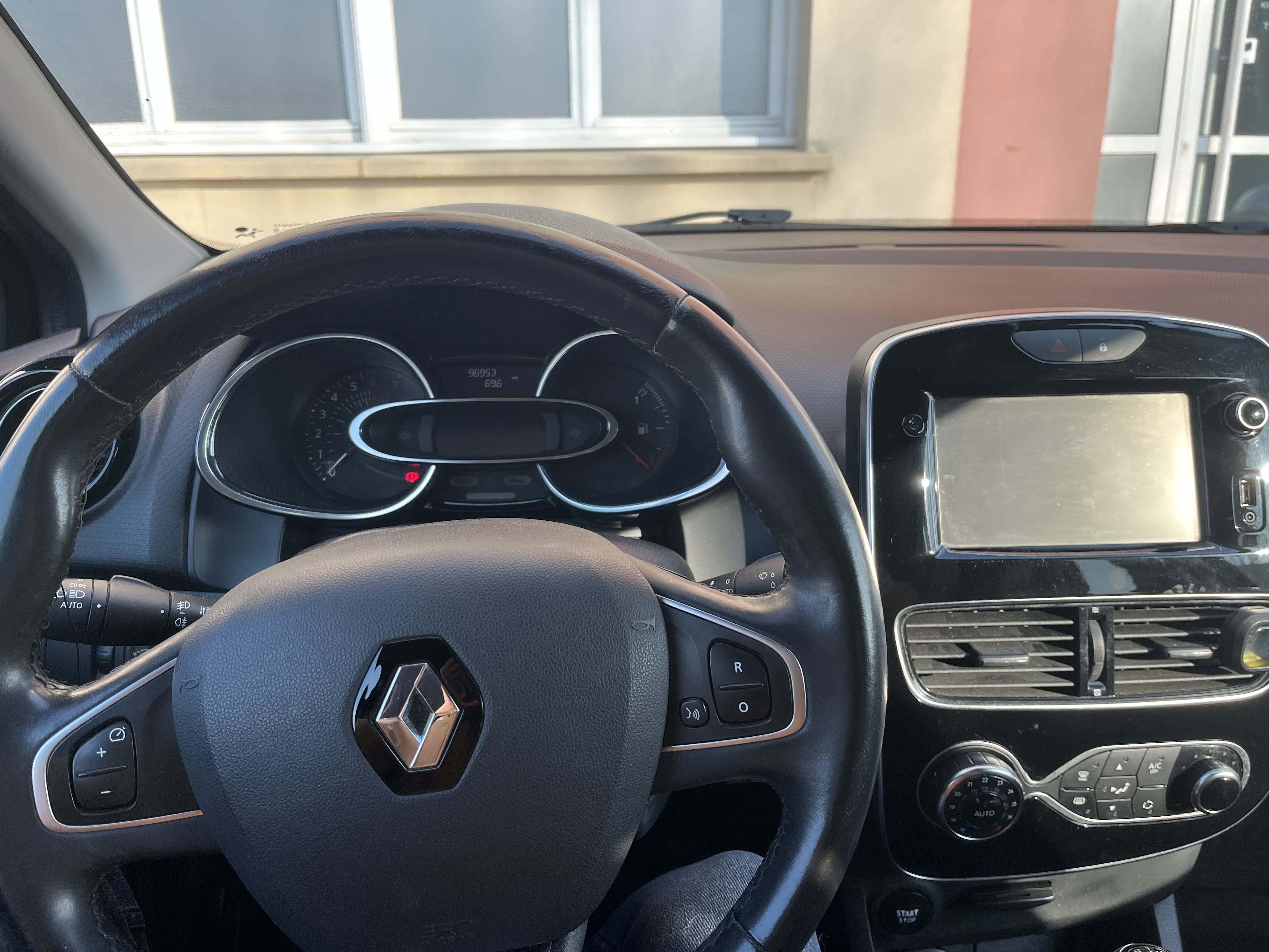 Renault Clio Estate avec Siège bébé