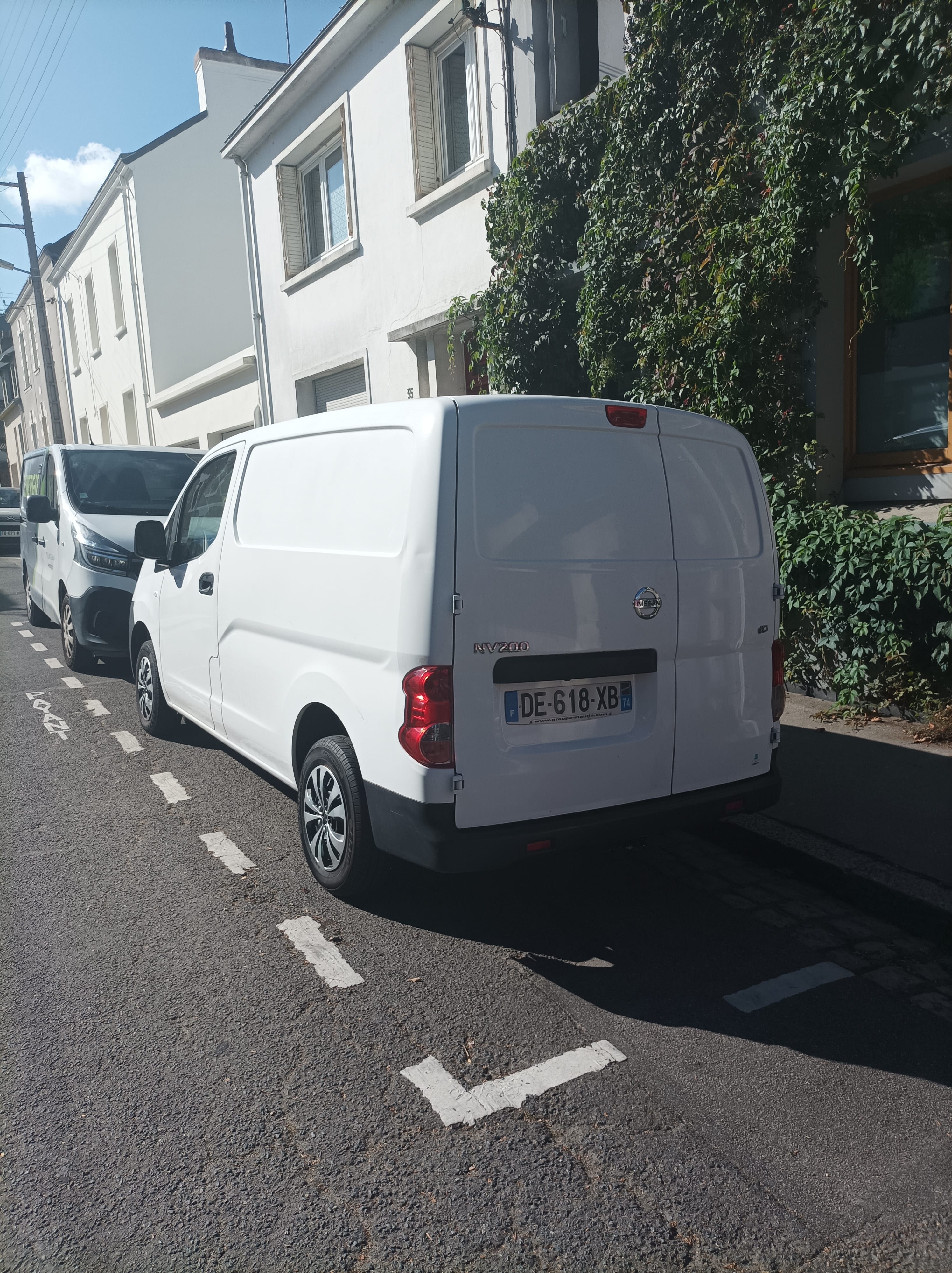 Nissan NV200 mit Anhängerkupplung