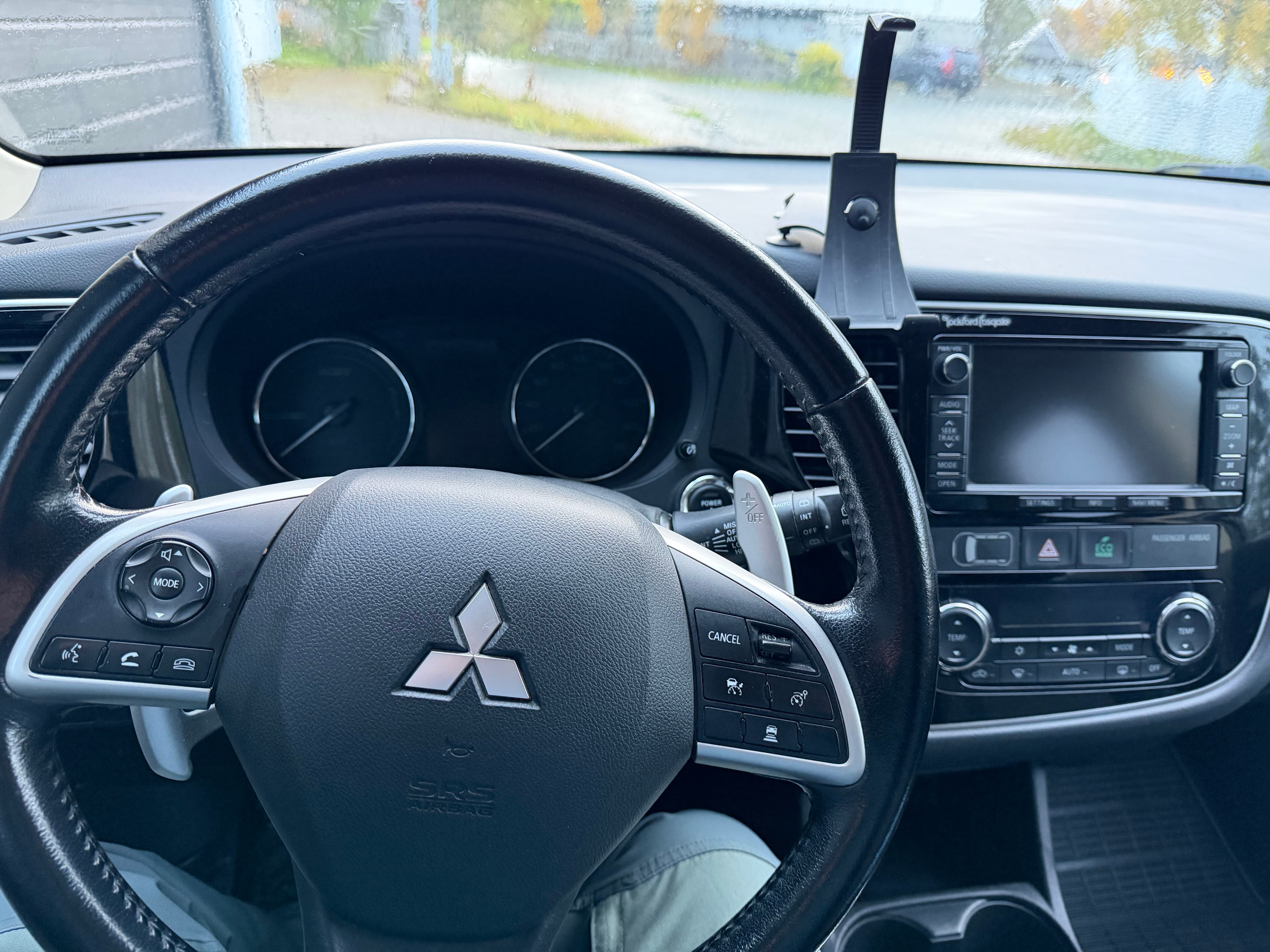 Mitsubishi Outlander Hybrid con Cámara de marcha atrás