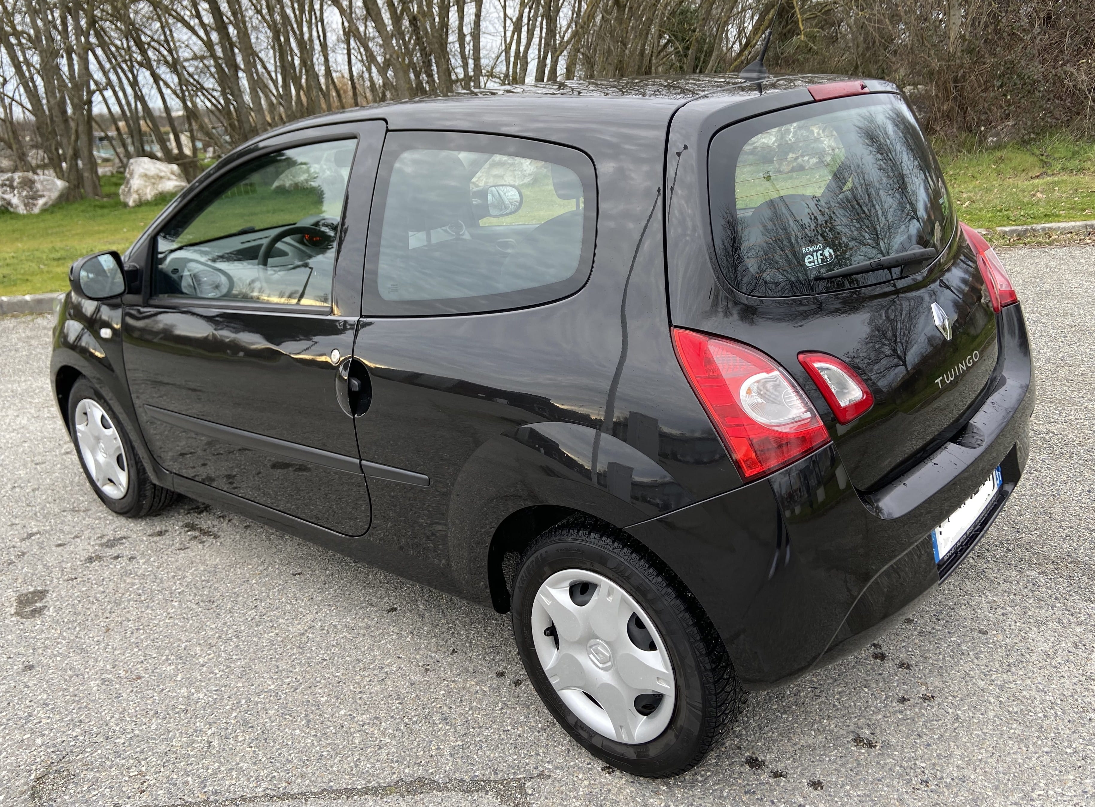 Renault Twingo (FF825HD) avec Entrée audio / iPod