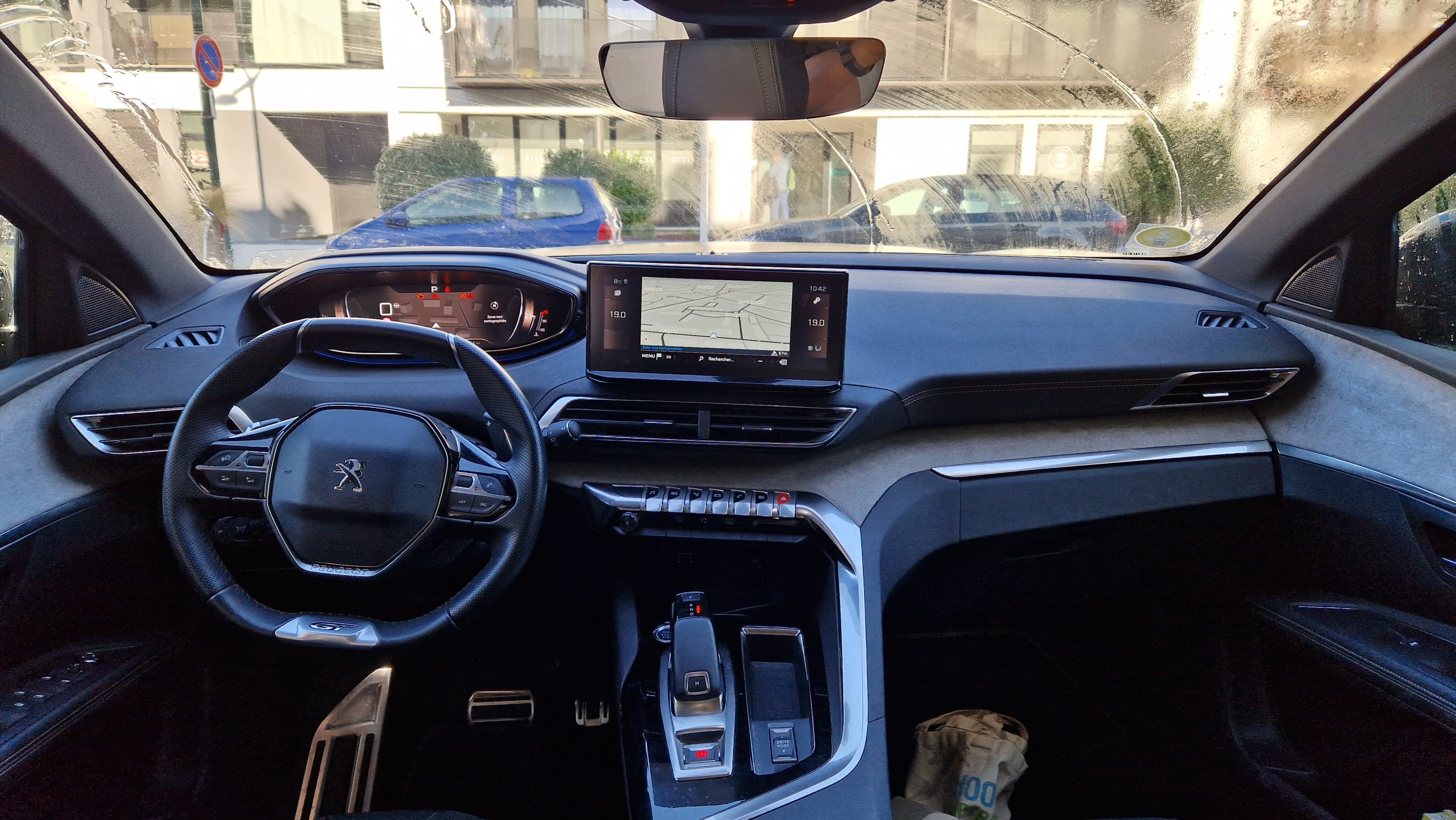 Peugeot 5008 met Cruise control
