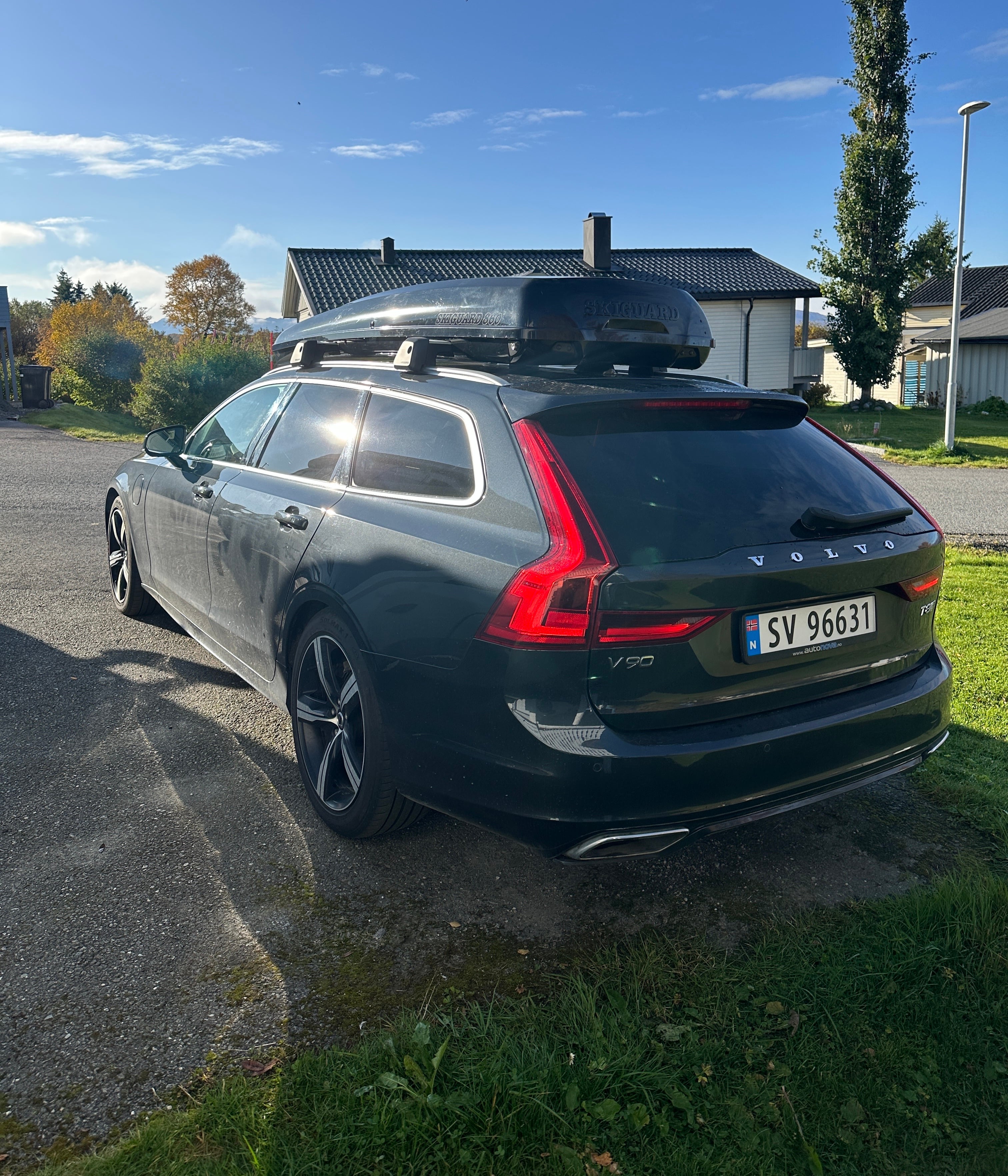 Volvo V90 R-Design T8 Twin Engine con Cámara de marcha atrás