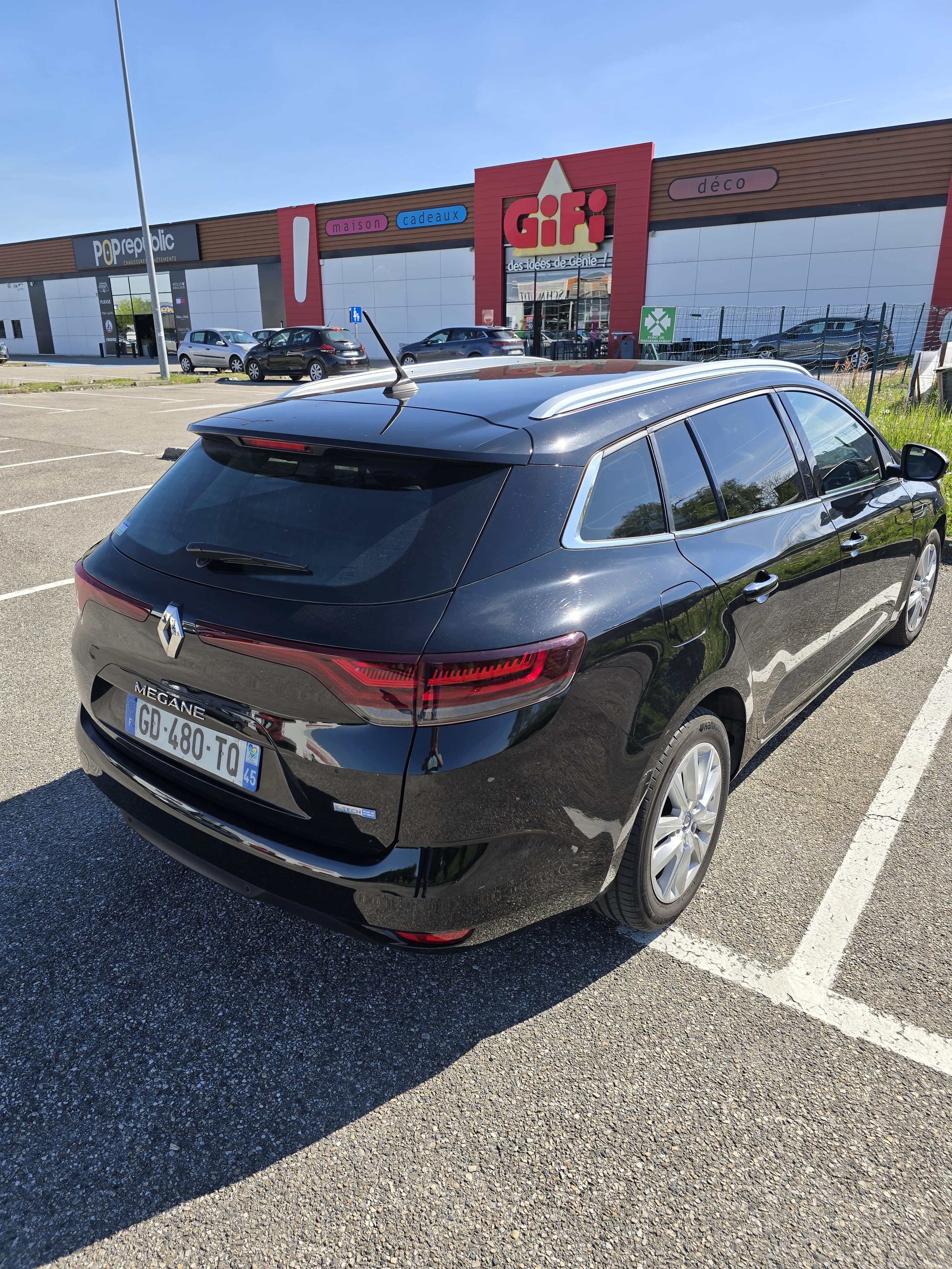 Renault Mégane E-tech Hybride avec Climatisation