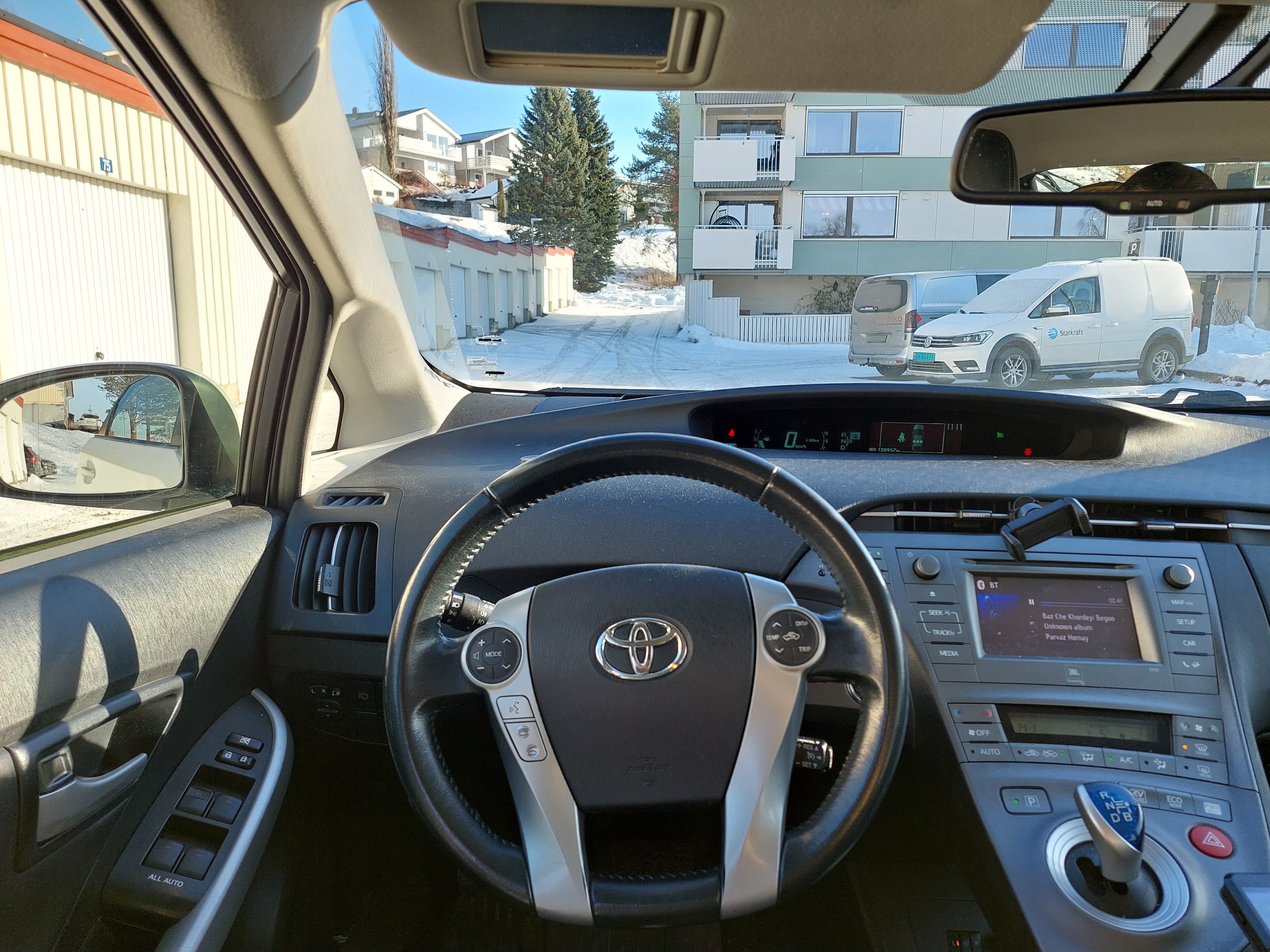 Toyota Prius Hybrid with Cruise control