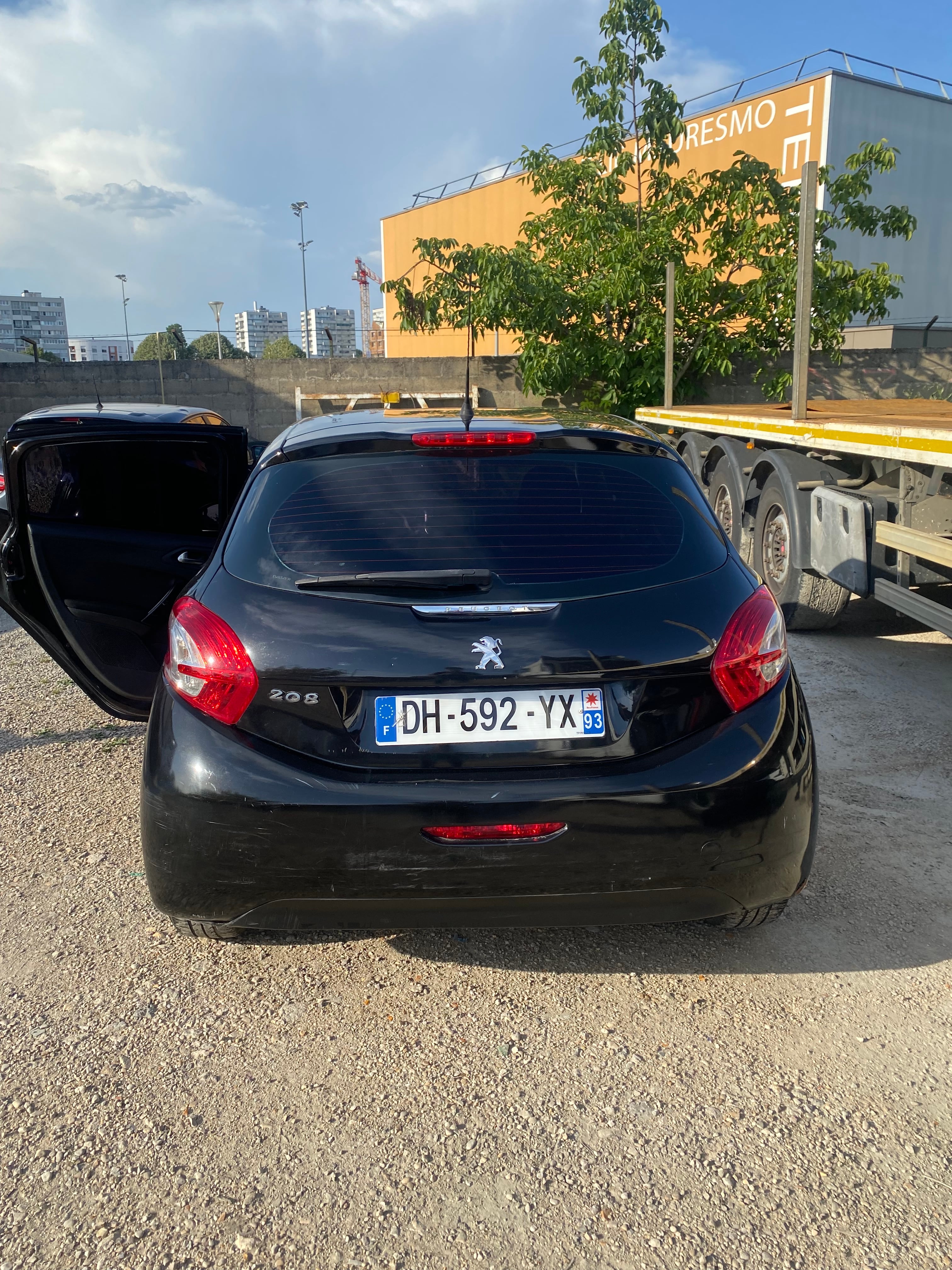 Peugeot 208 avec Climatisation