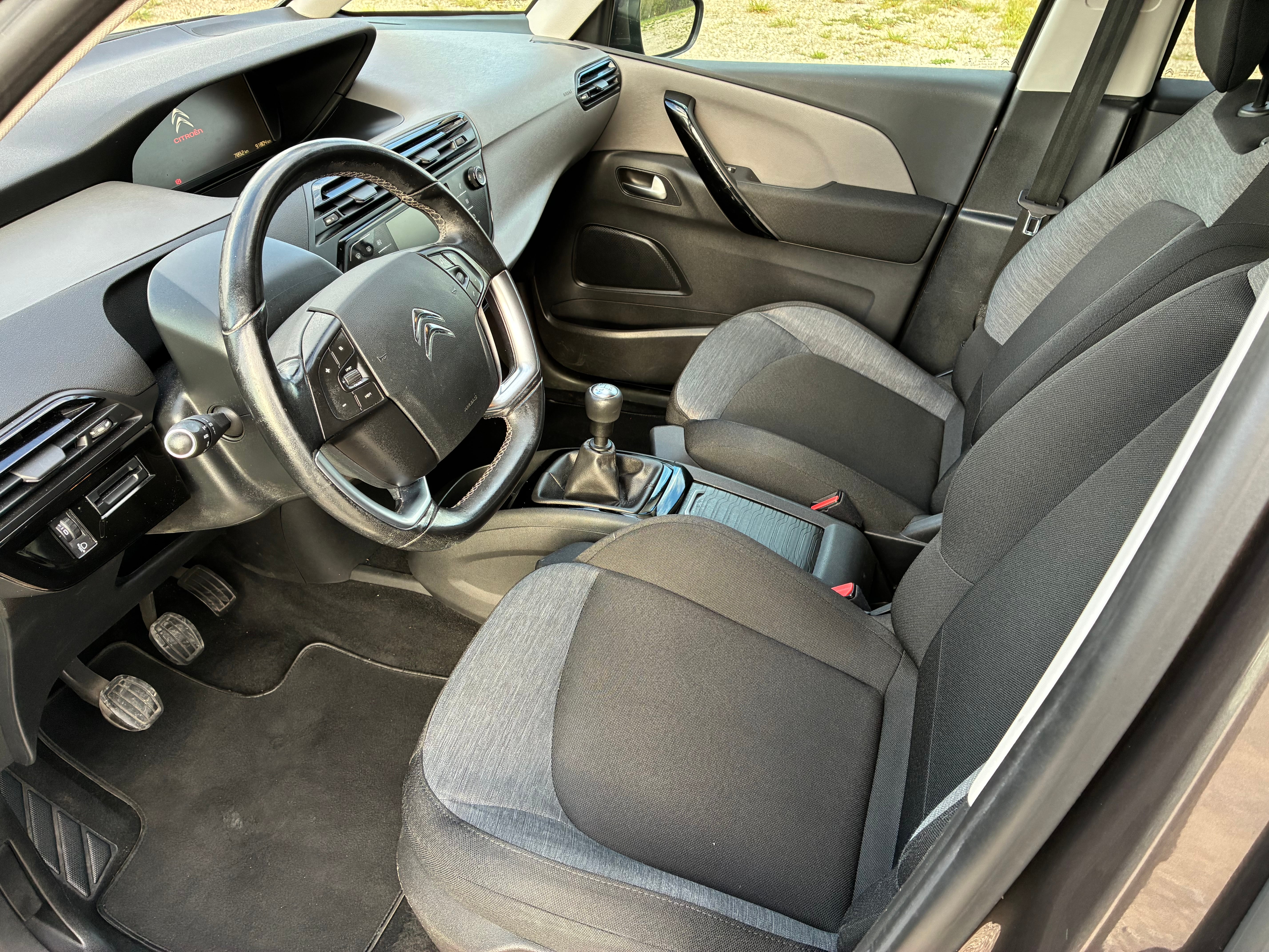 Citroen C4 Picasso avec GPS