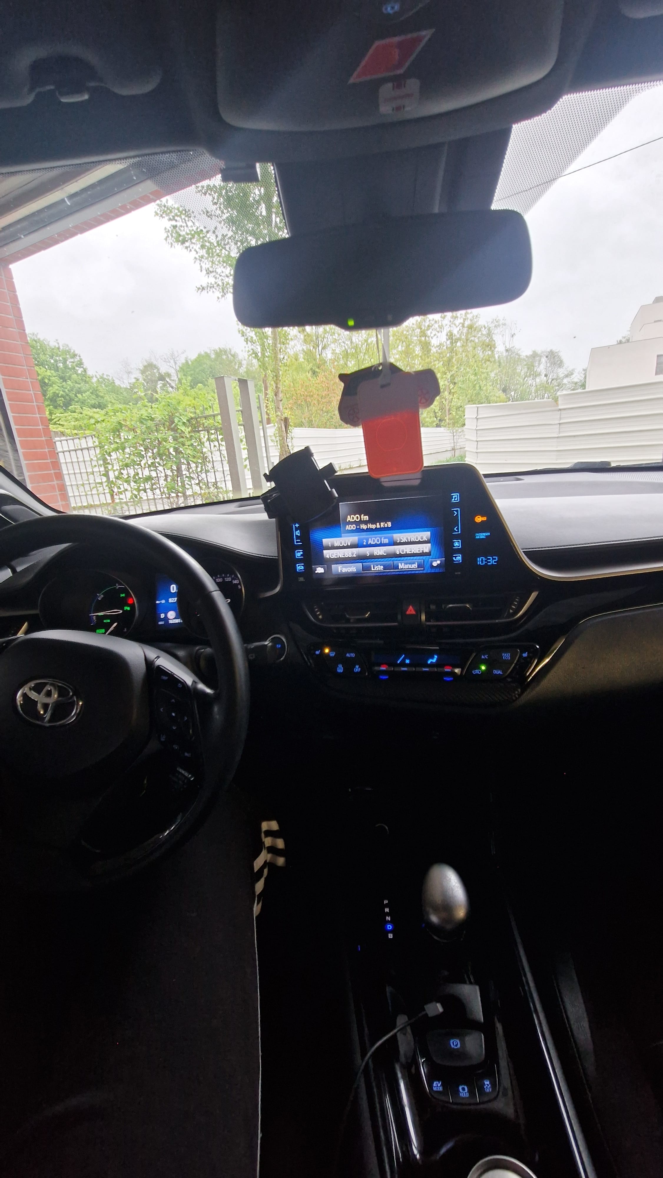 Toyota C-HR Hybrid avec Régulateur de vitesse