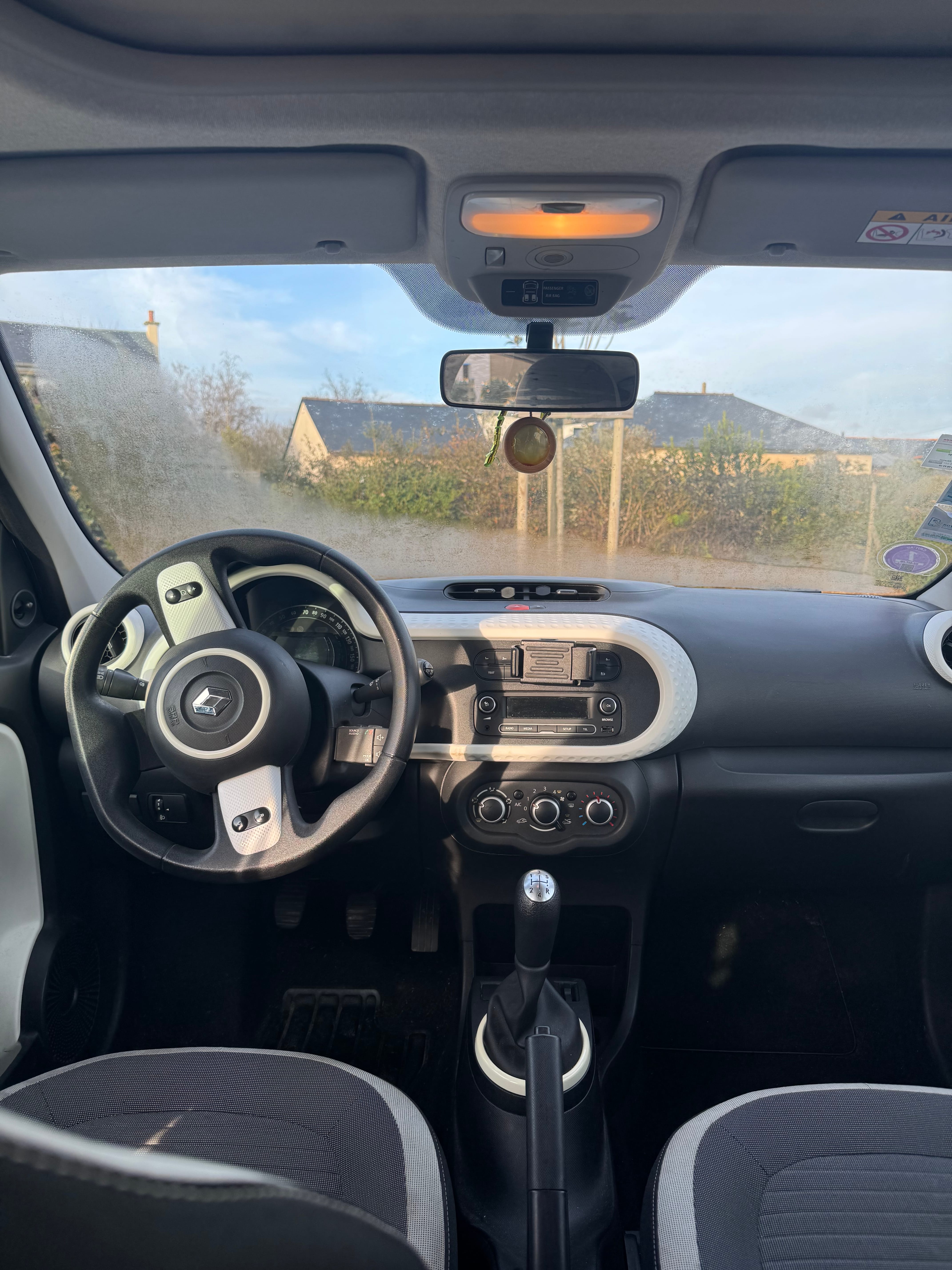 Renault Twingo III avec Port USB