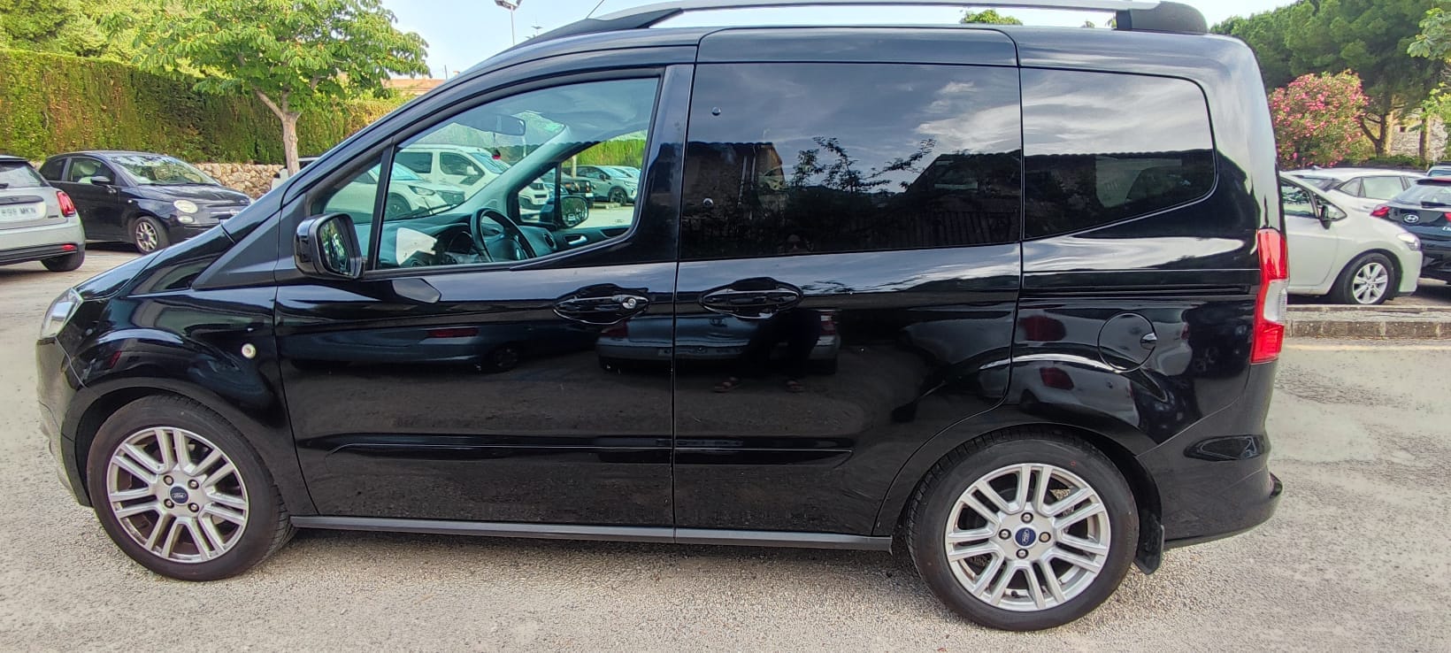 Ford Tourneo Courier, 2017, Gasolina 95
