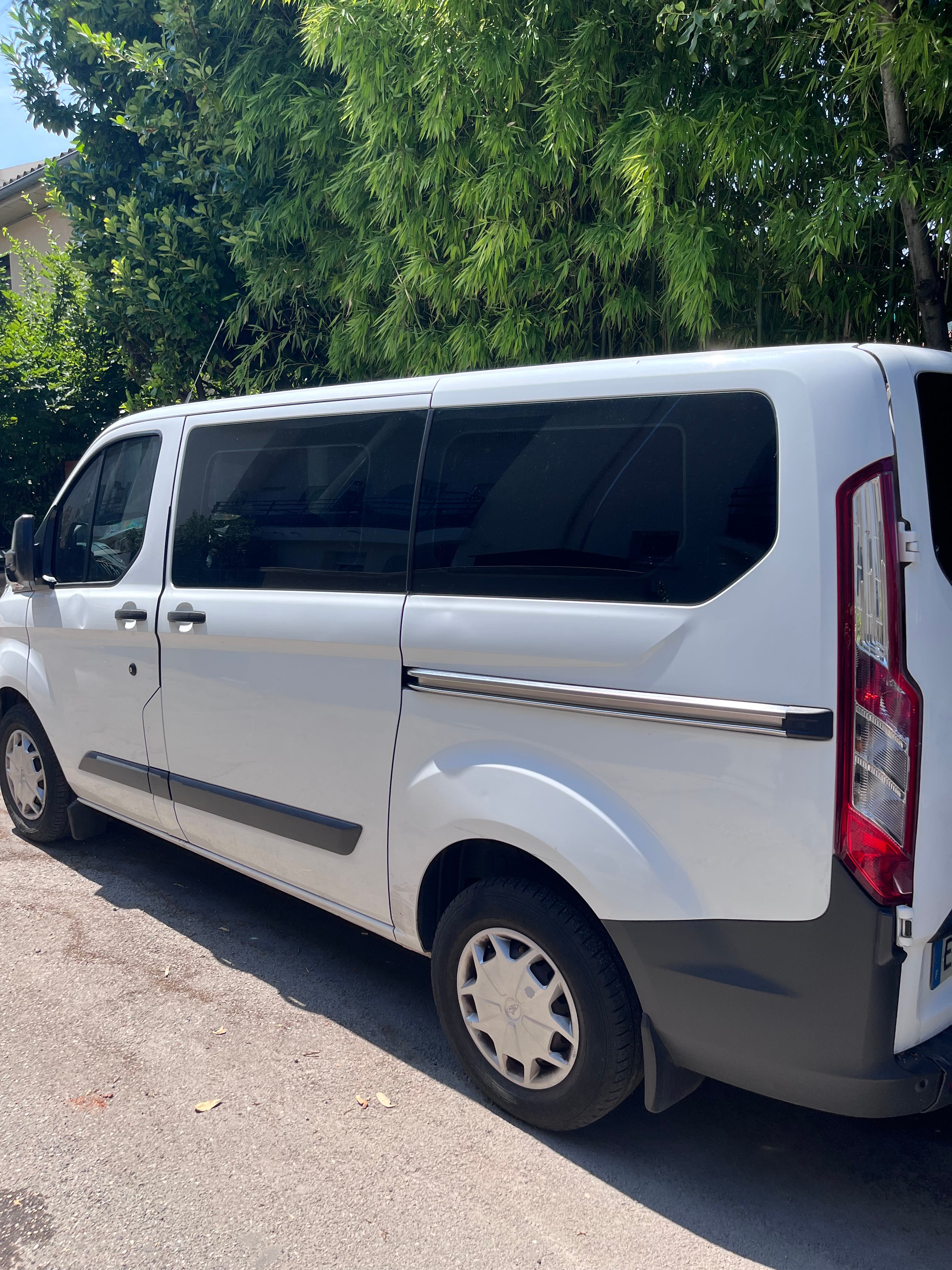 Ford Transit Custom Kombi avec Climatisation