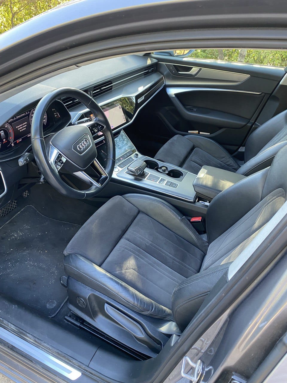 Audi A6 Avant avec GPS