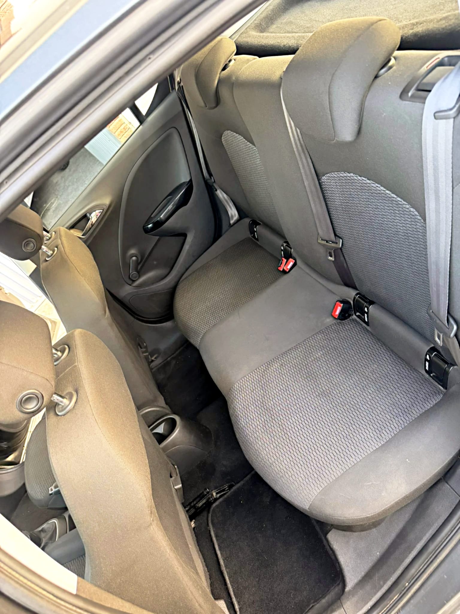 Opel Corsa 1.4T 90CV con Apple CarPlay