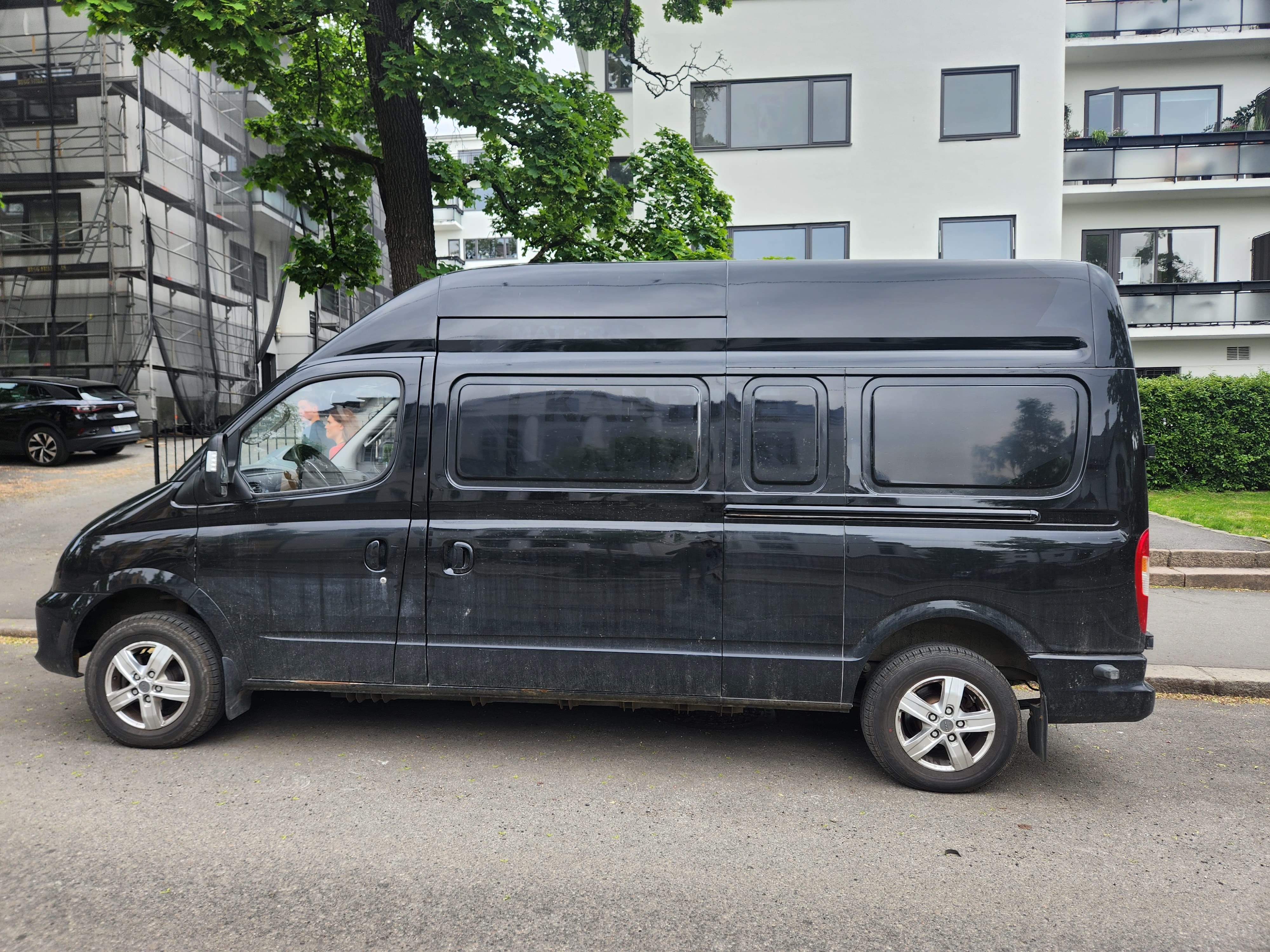Maxus EV80 ELVAREBIL med Vinterdekk