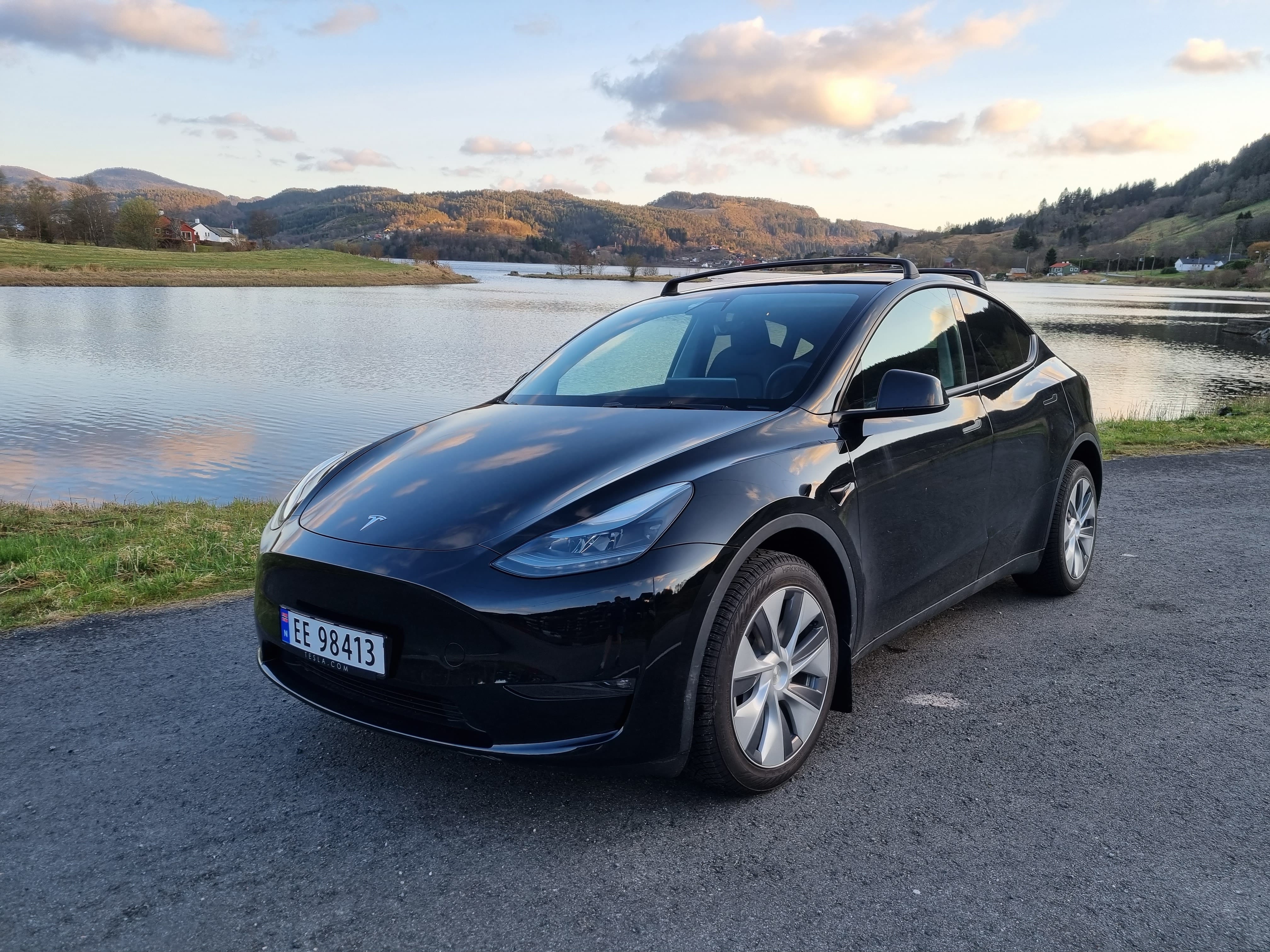 Tesla Model Y, 2022, Elektrisk, automatisk