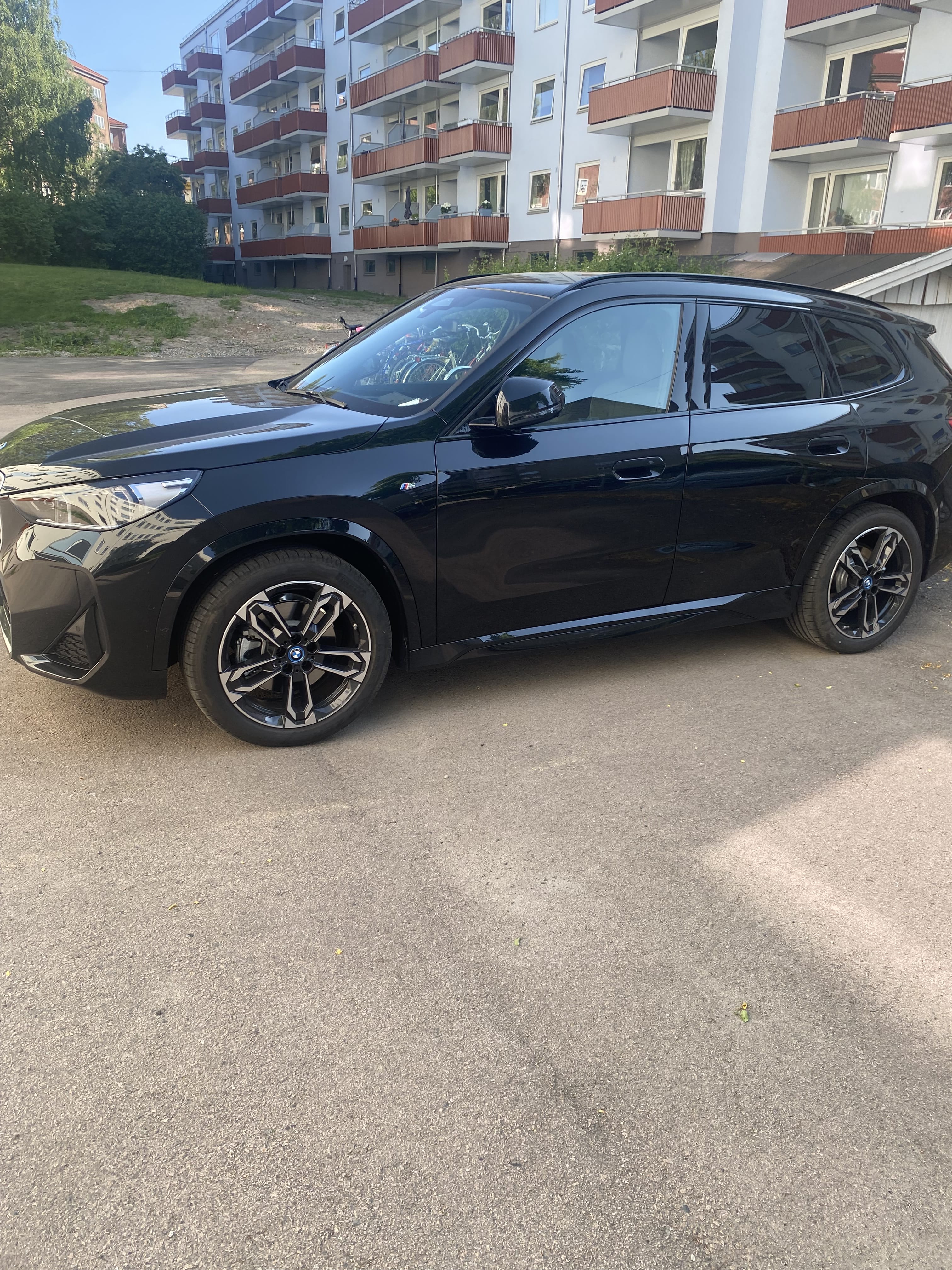 BMW iX1 with Air conditioning