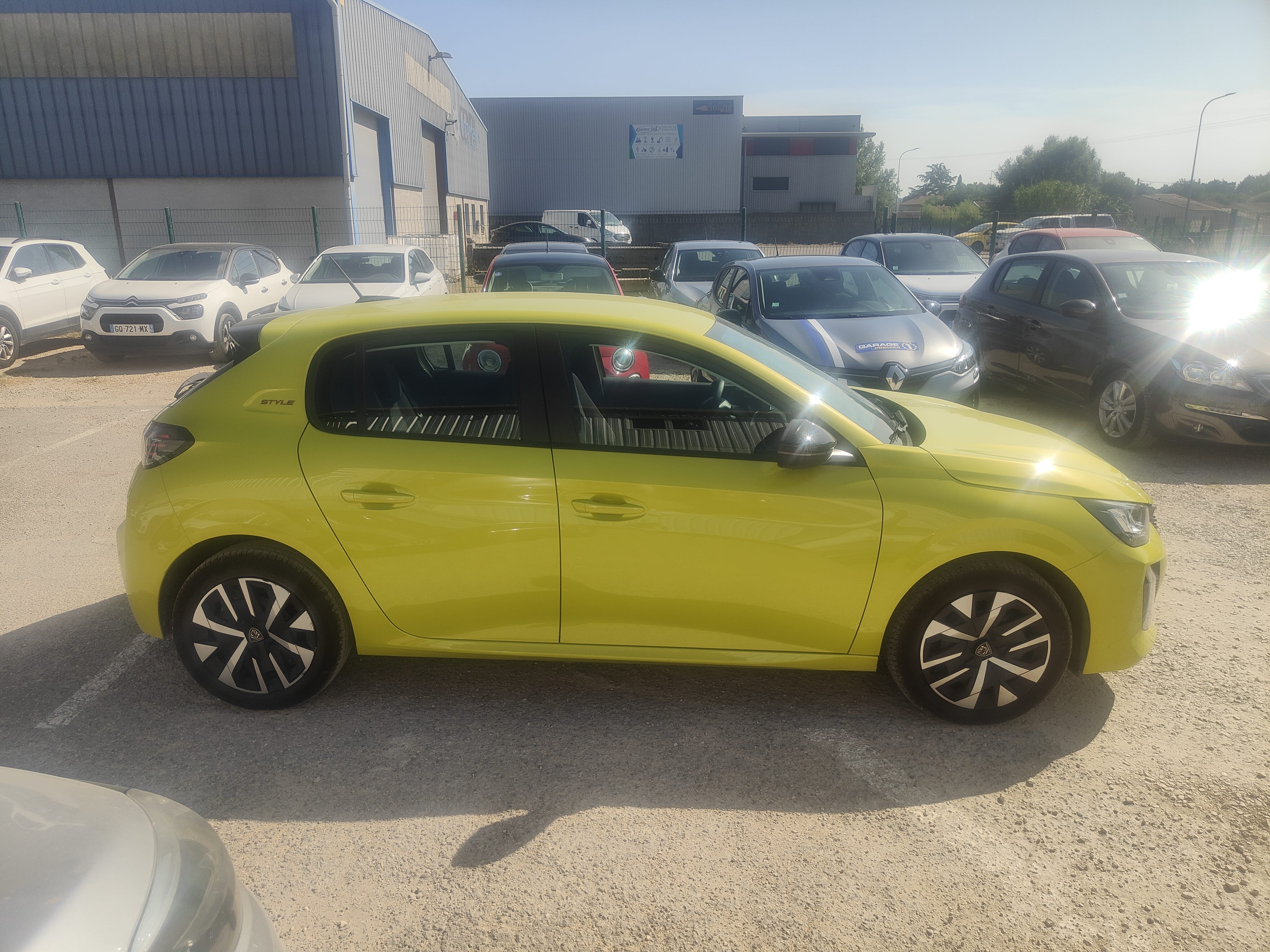 Peugeot 208 avec Climatisation