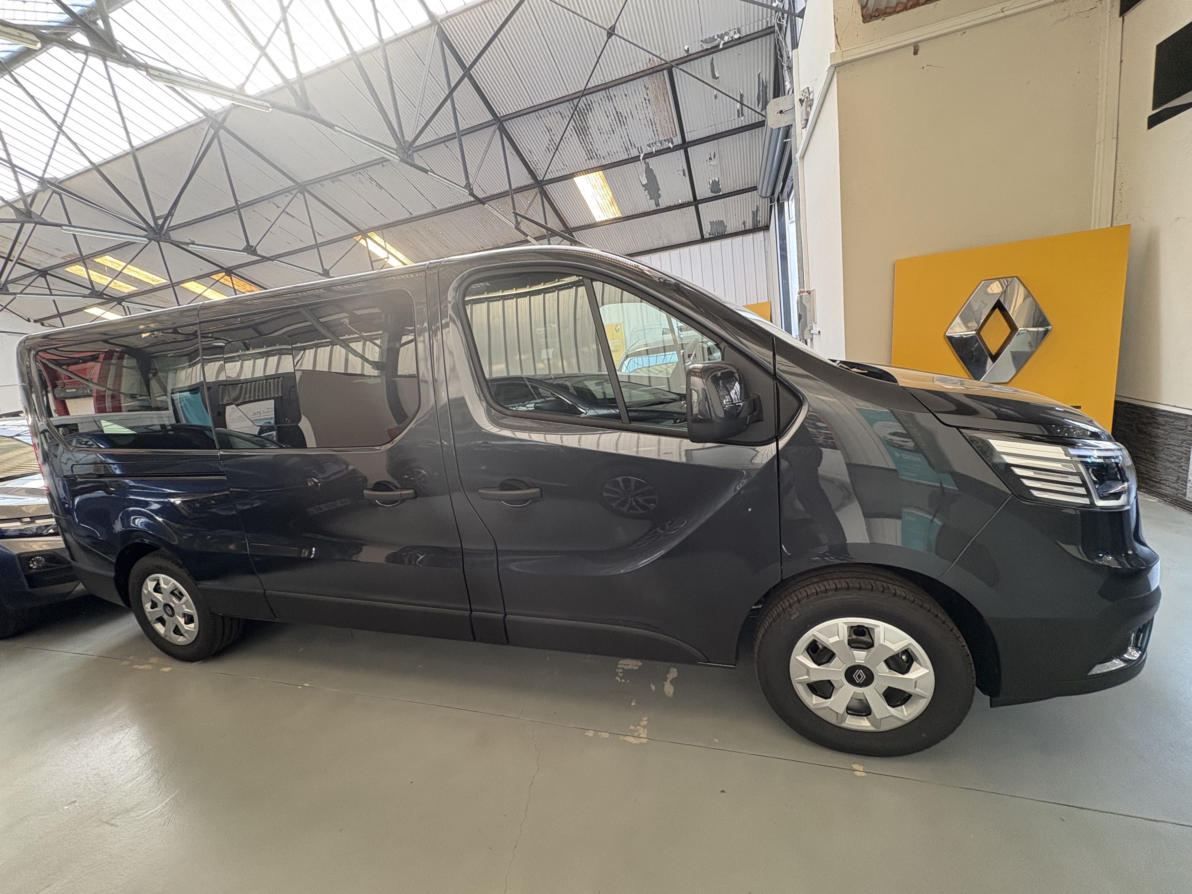Renault Trafic Passenger avec Climatisation