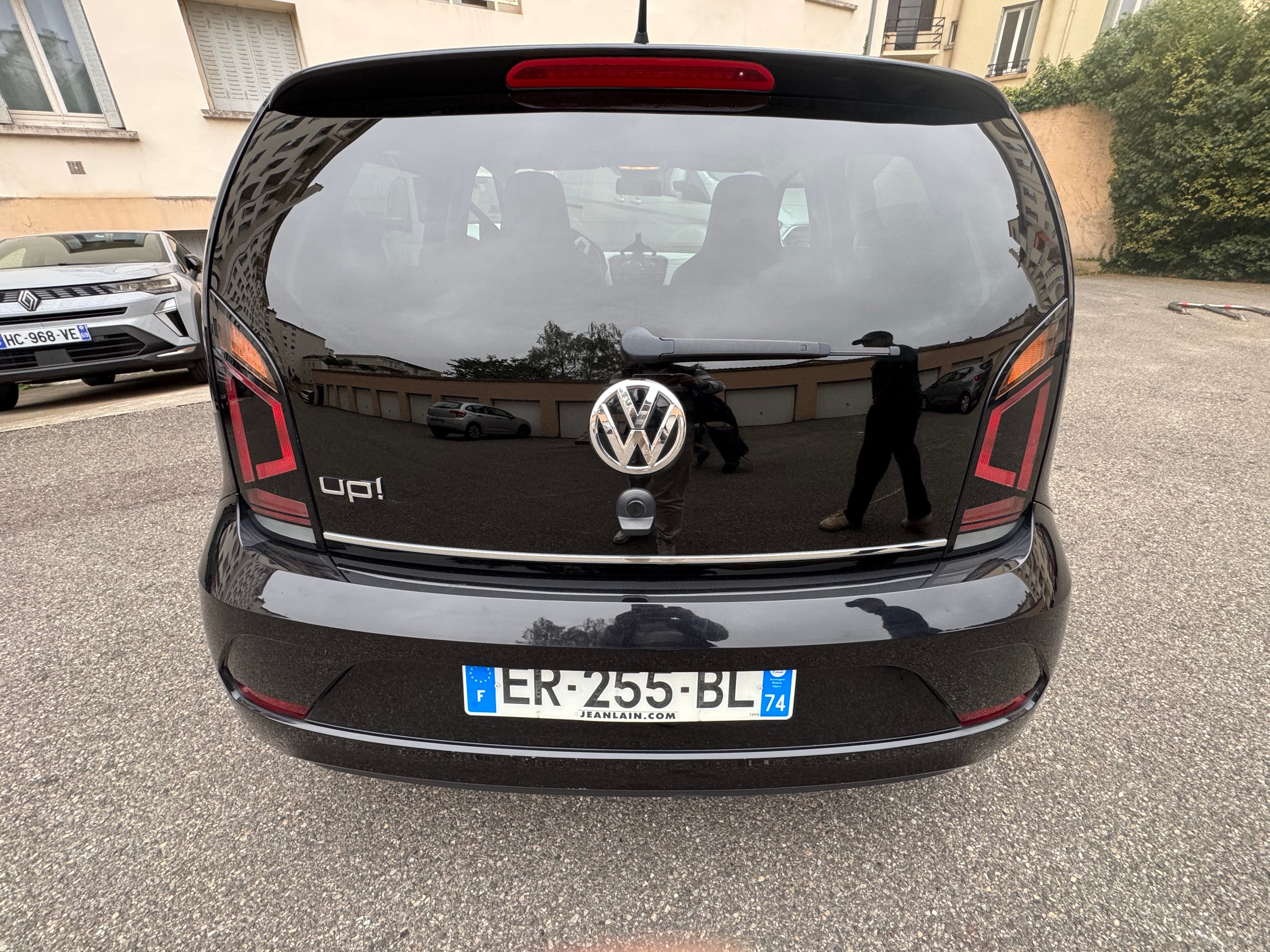Volkswagen Up! avec Siège bébé