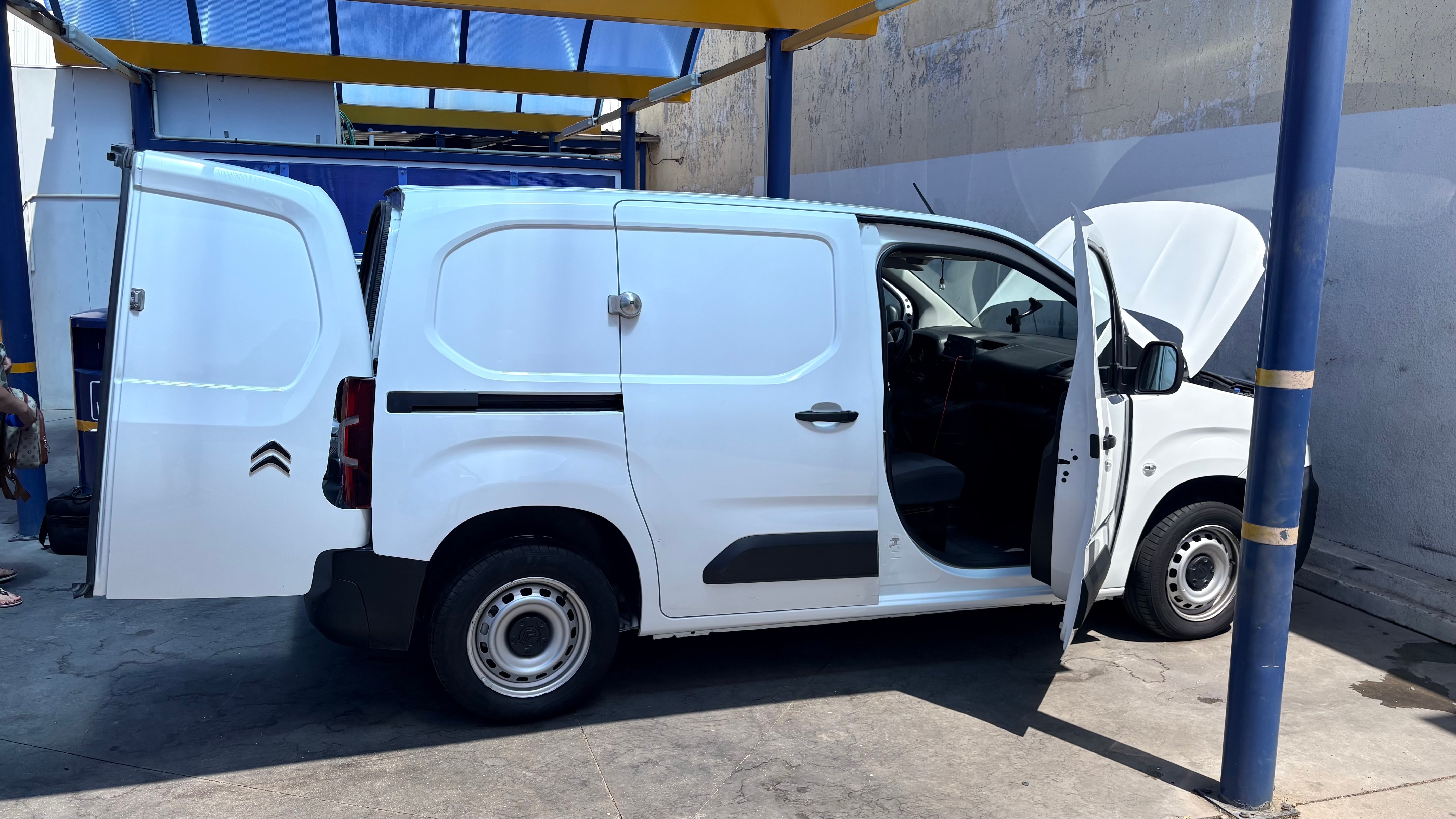 Citroen Berlingo Plataforma Cabina, 2021, Diesel