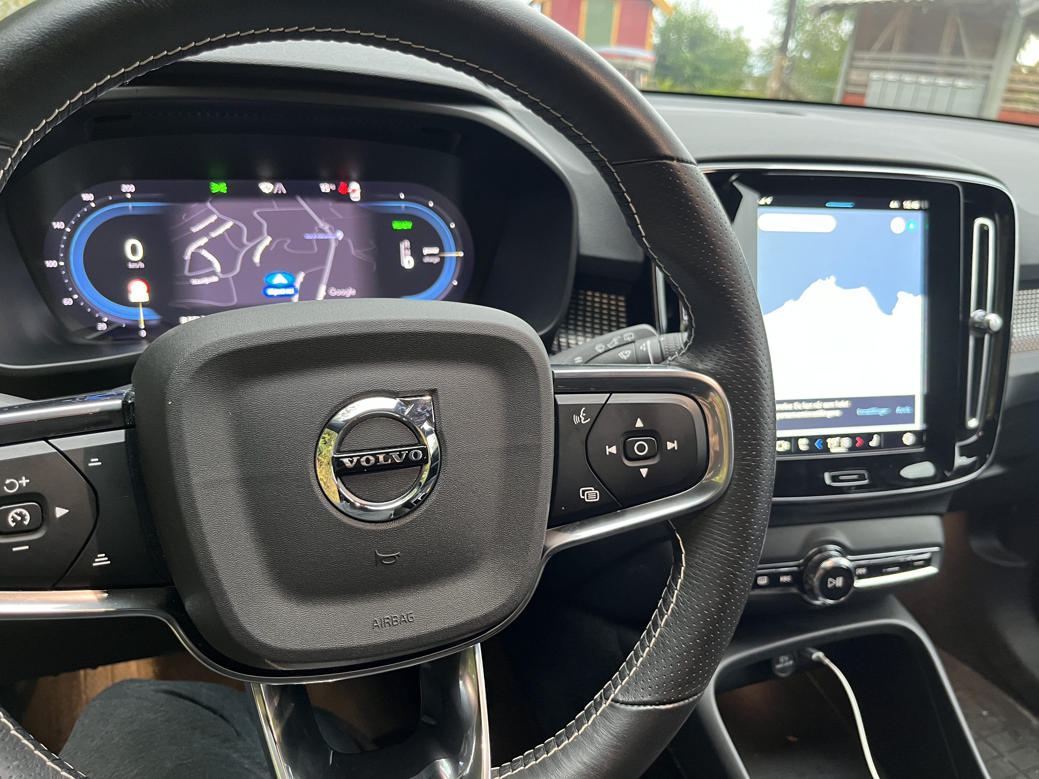 Volvo XC40 Recharge med Cruisekontroll