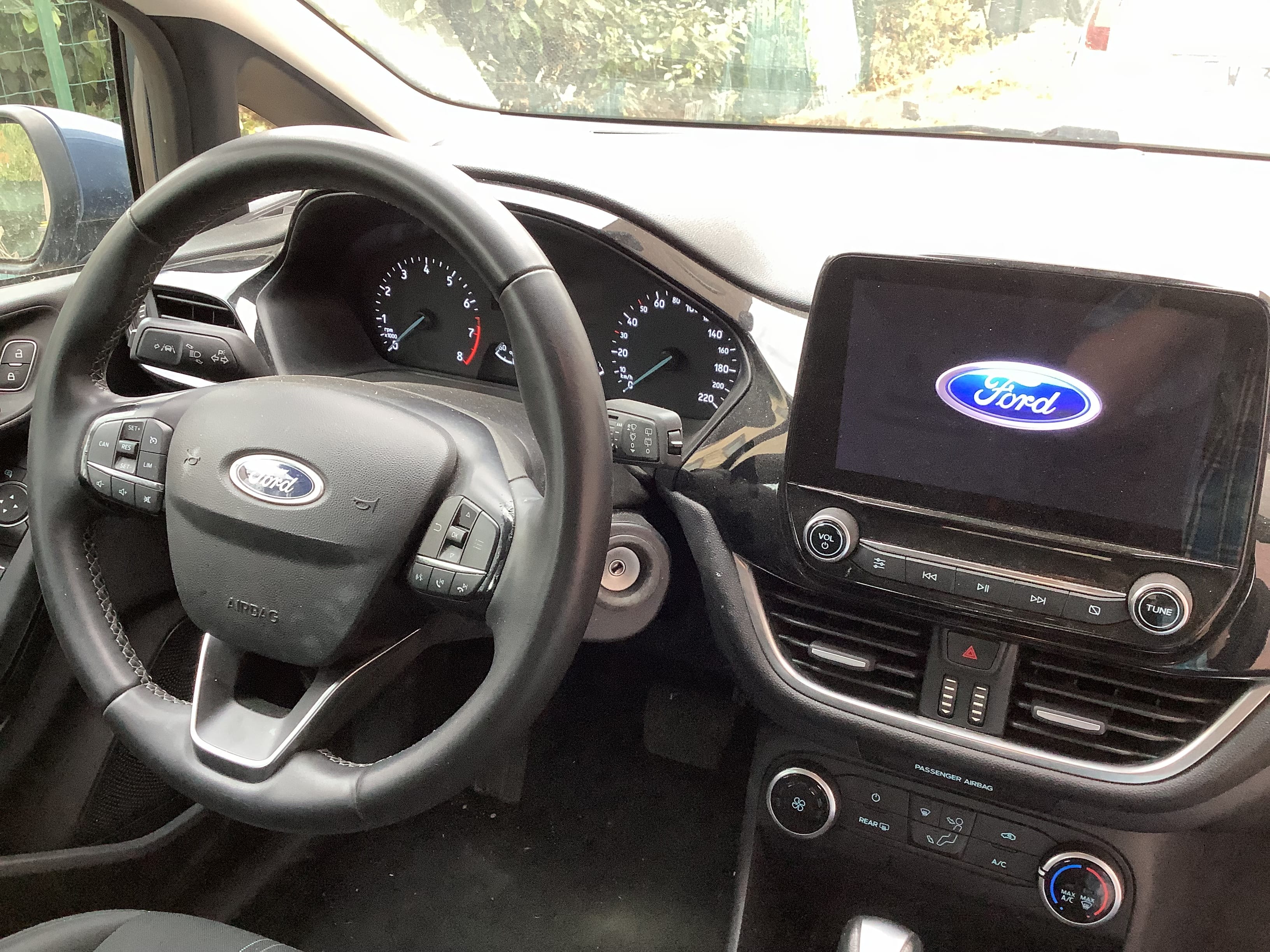 Ford Fiesta avec Climatisation