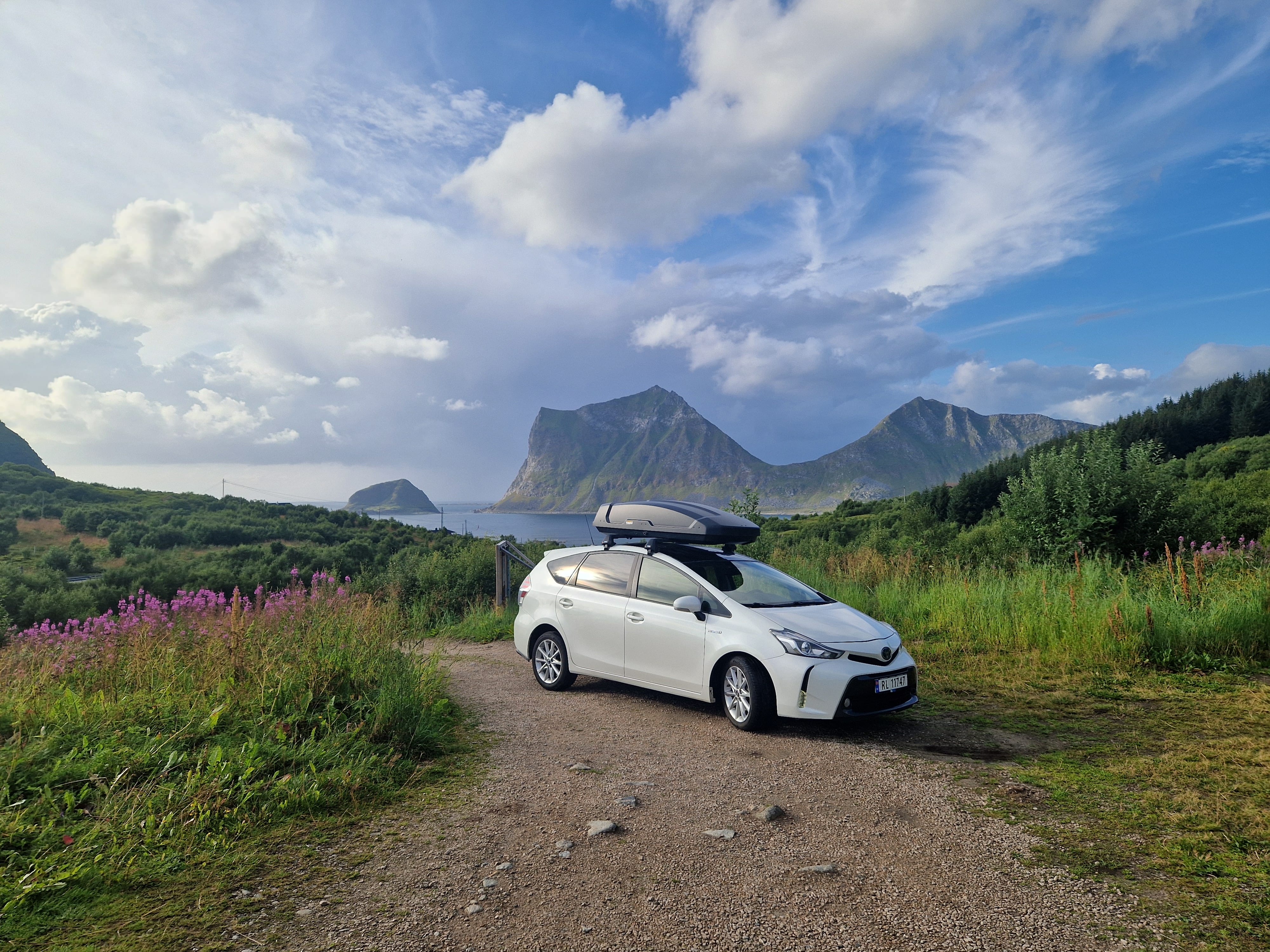 Toyota Prius Hybrid, 2016, Blyfri 95, automatisk, 7 seter