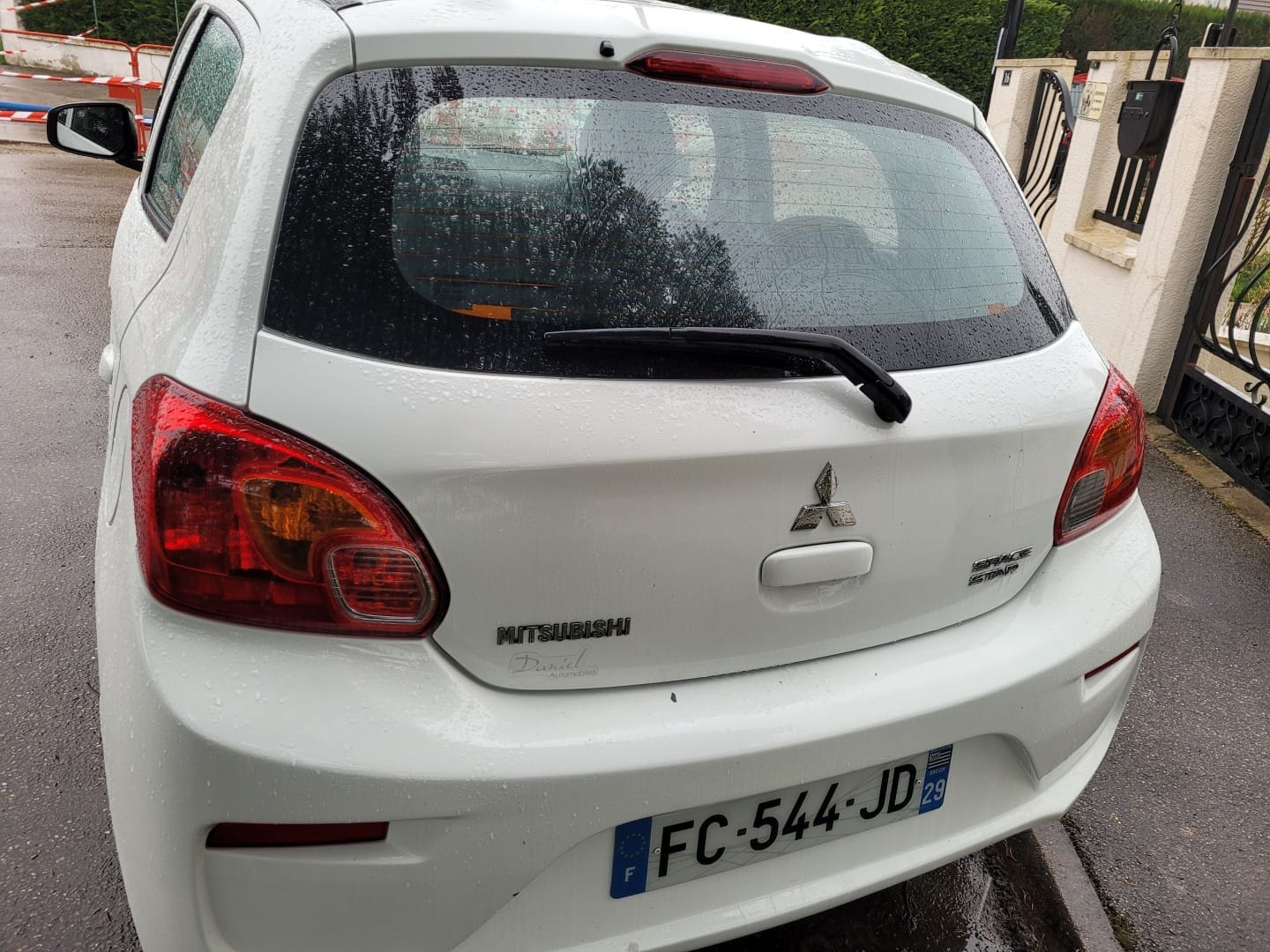 Mitsubishi Space Star con Puertos de carga USB