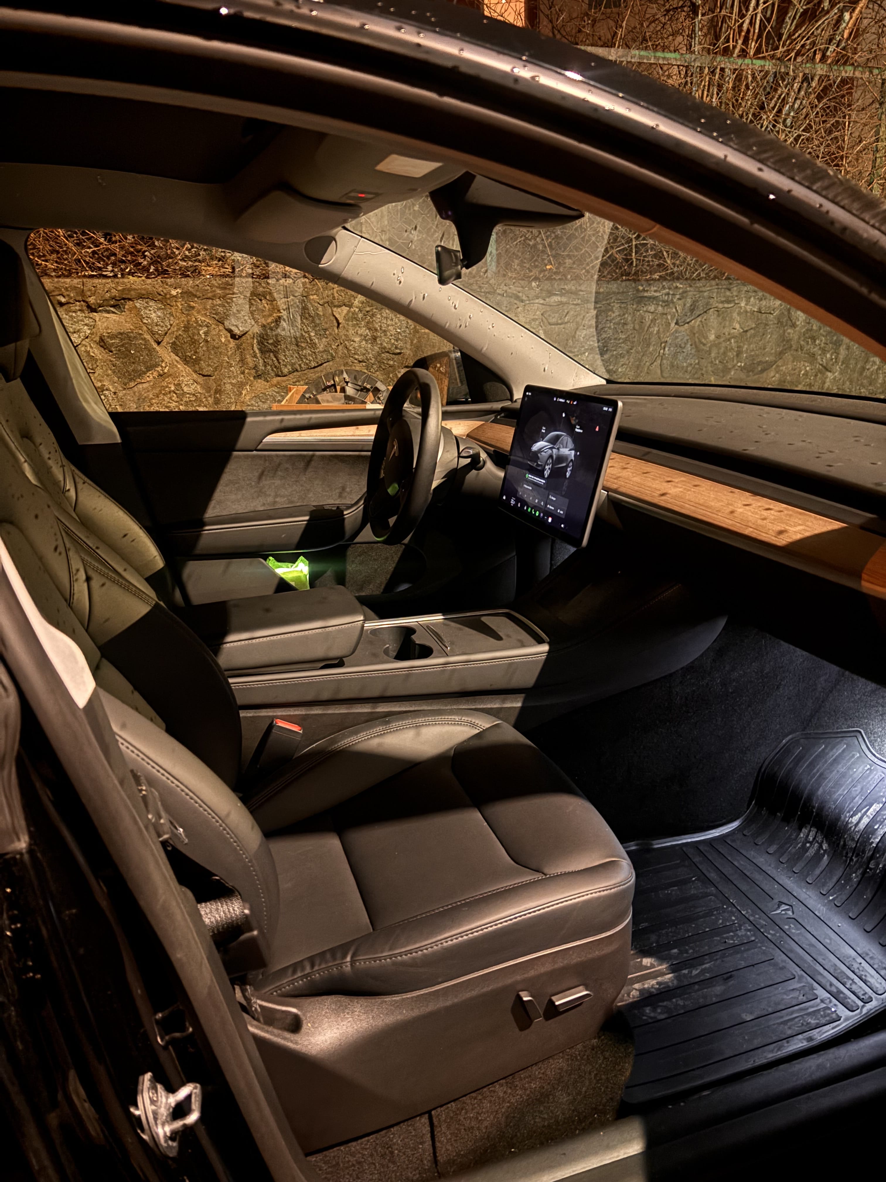 Tesla Model Y Long Range med Cruisekontroll