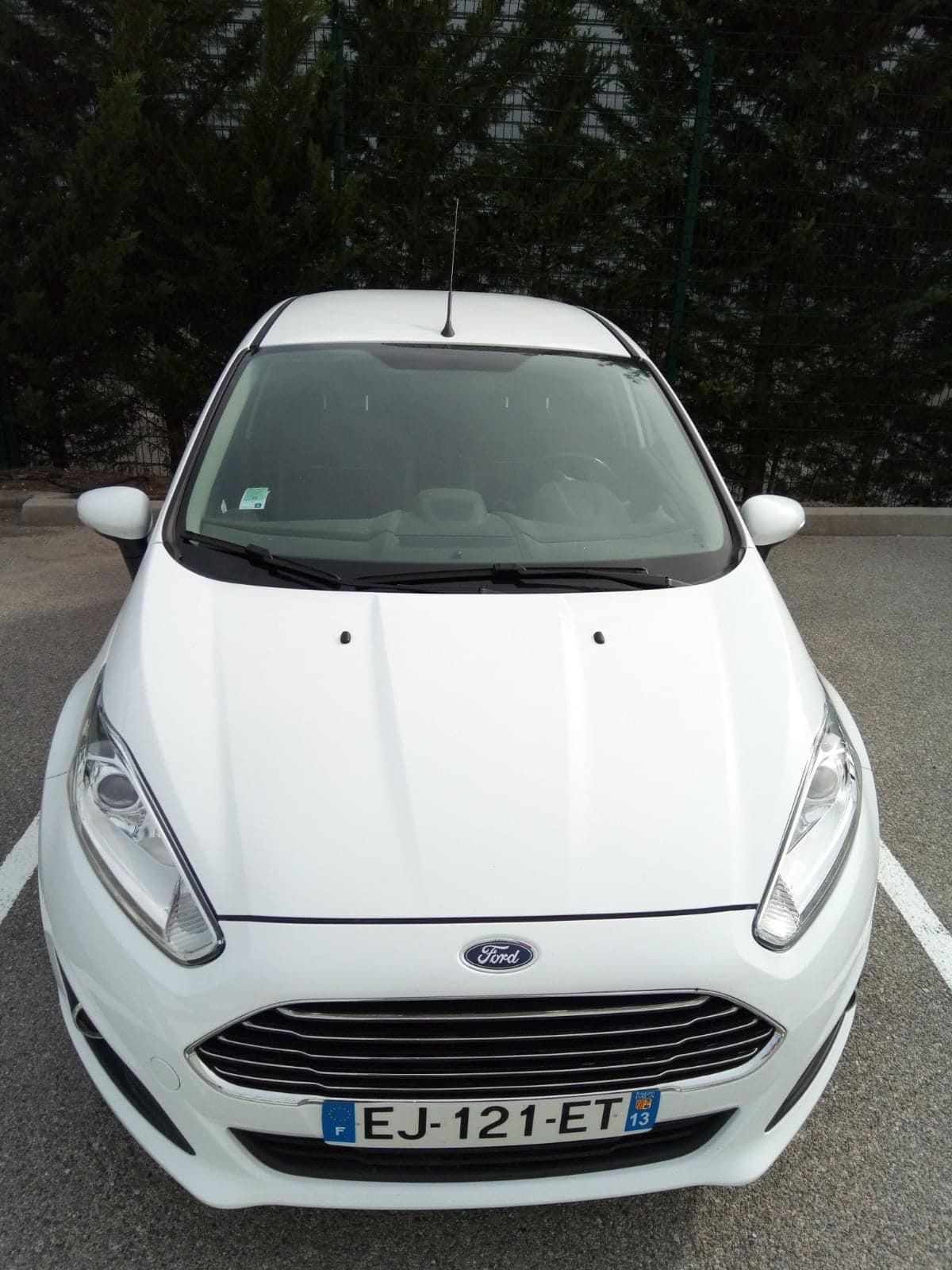 Ford Fiesta, 2017, Essence 98 / Électrique (hybride)