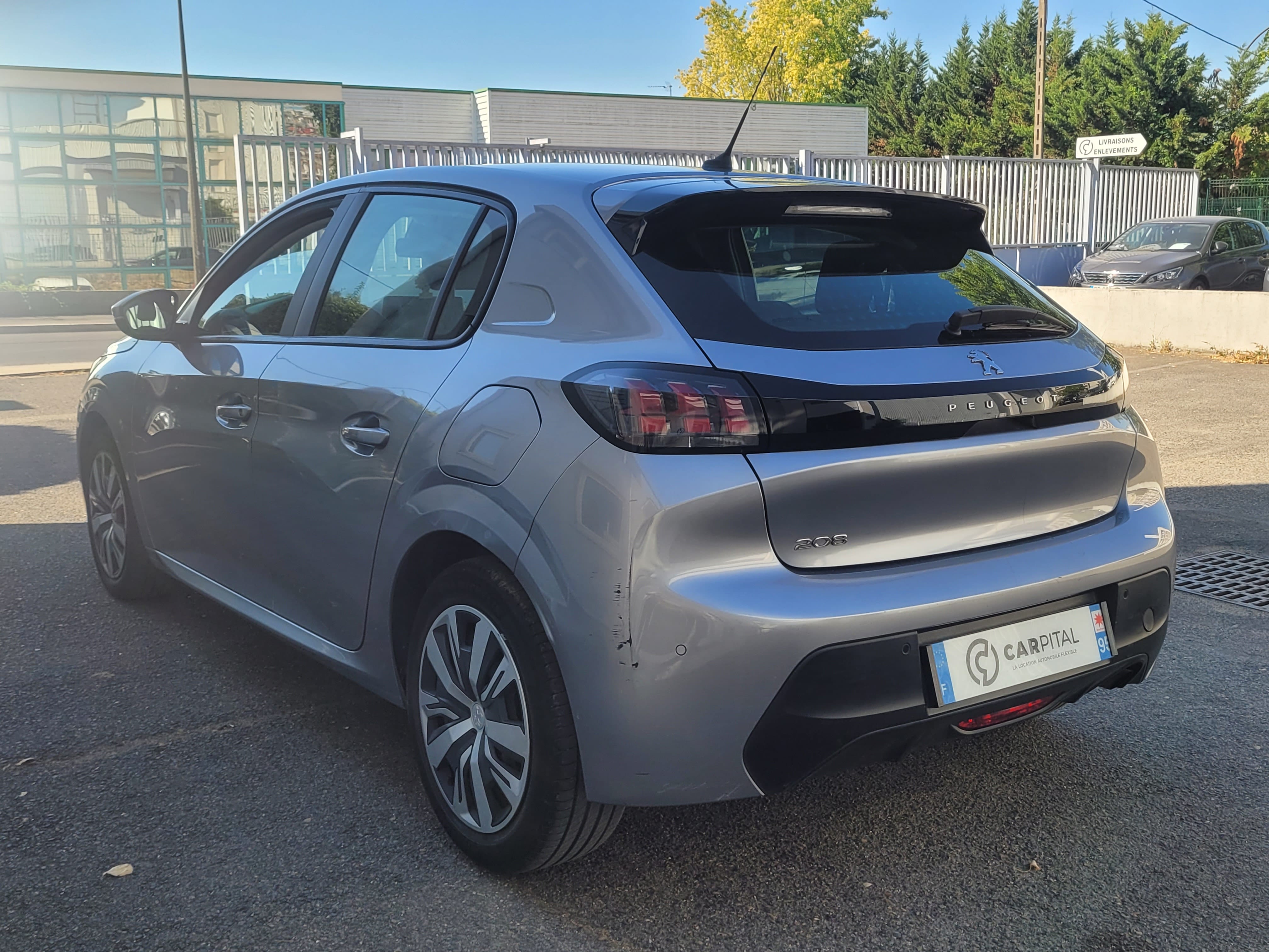 Peugeot 208 avec GPS