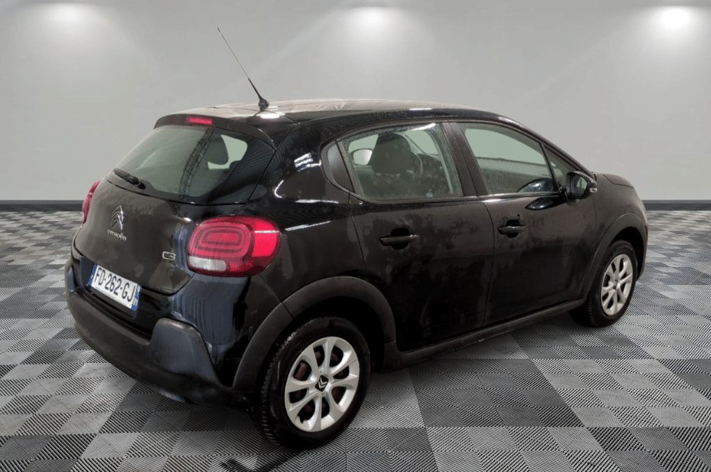 Citroen C3 essence noire avec Port USB