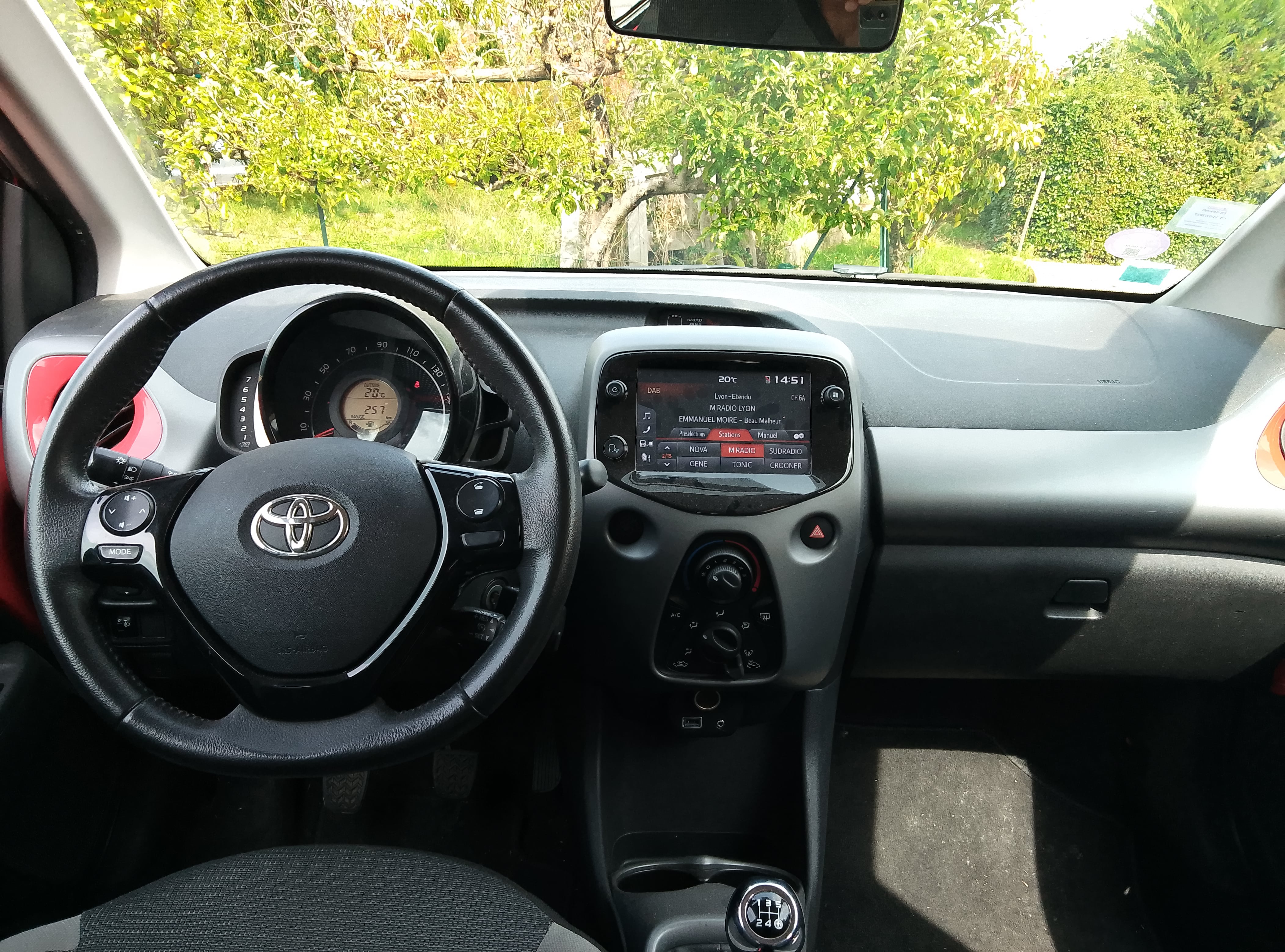 Toyota Aygo II 5 portes avec GPS