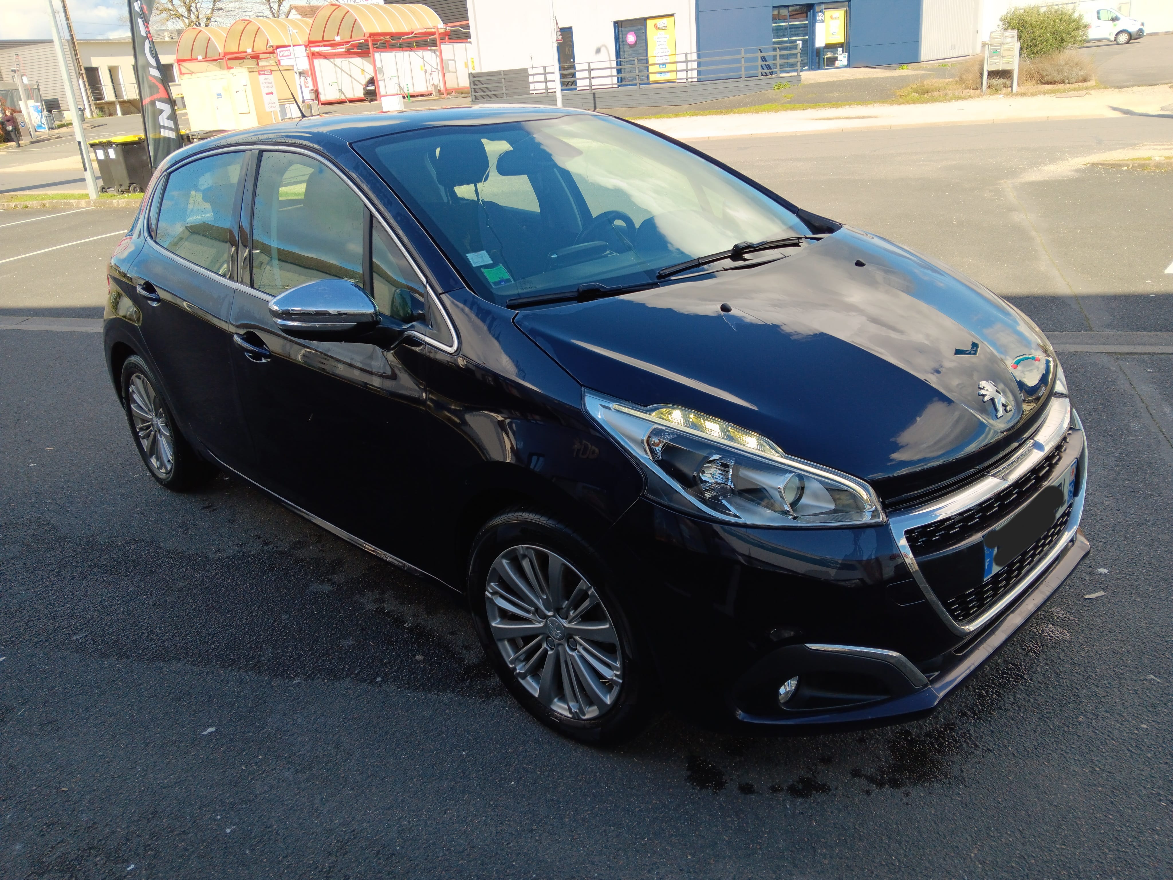 Peugeot 208, 2018, Essence 95