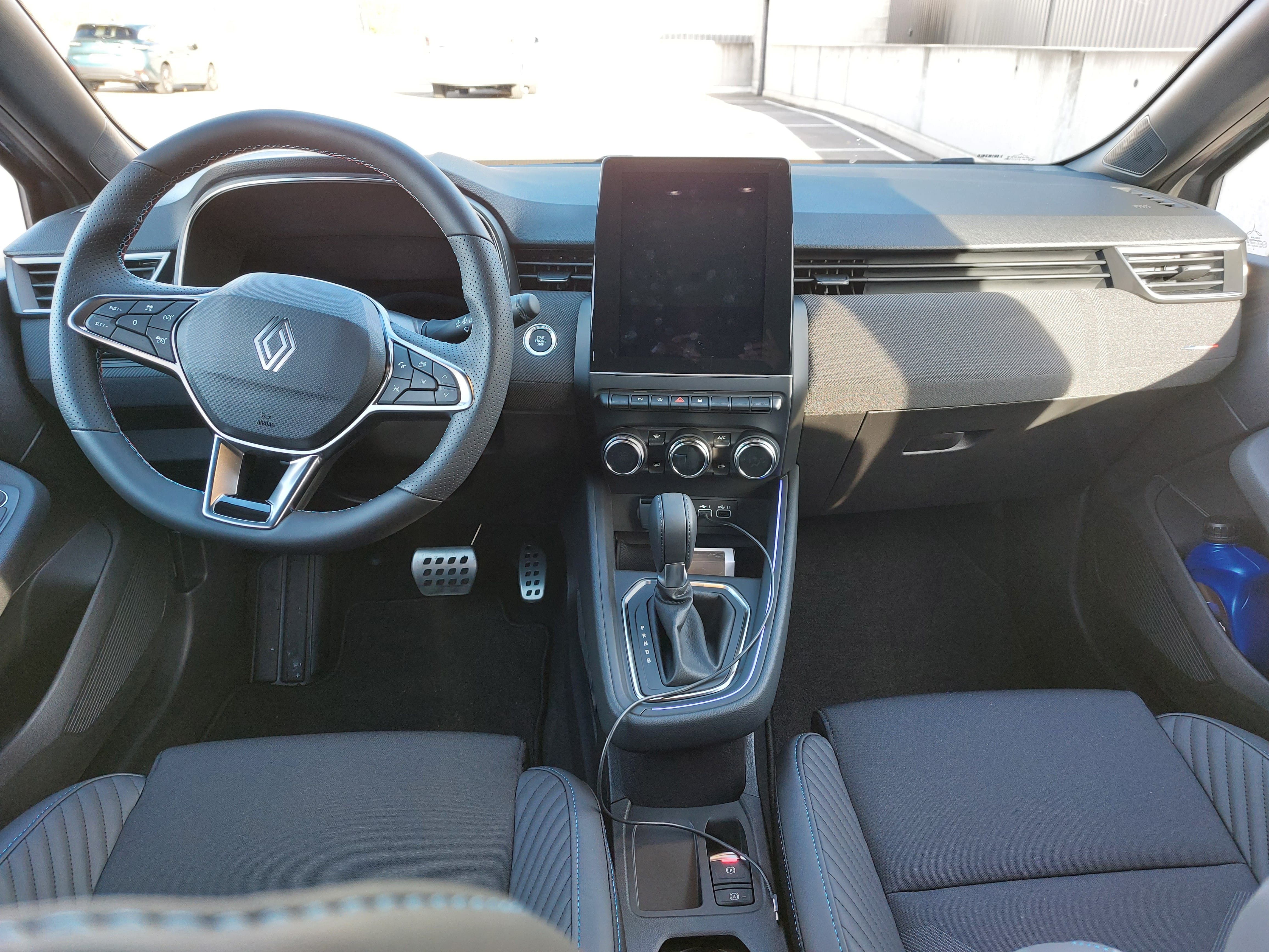 Renault Clio E-tech avec Apple CarPlay