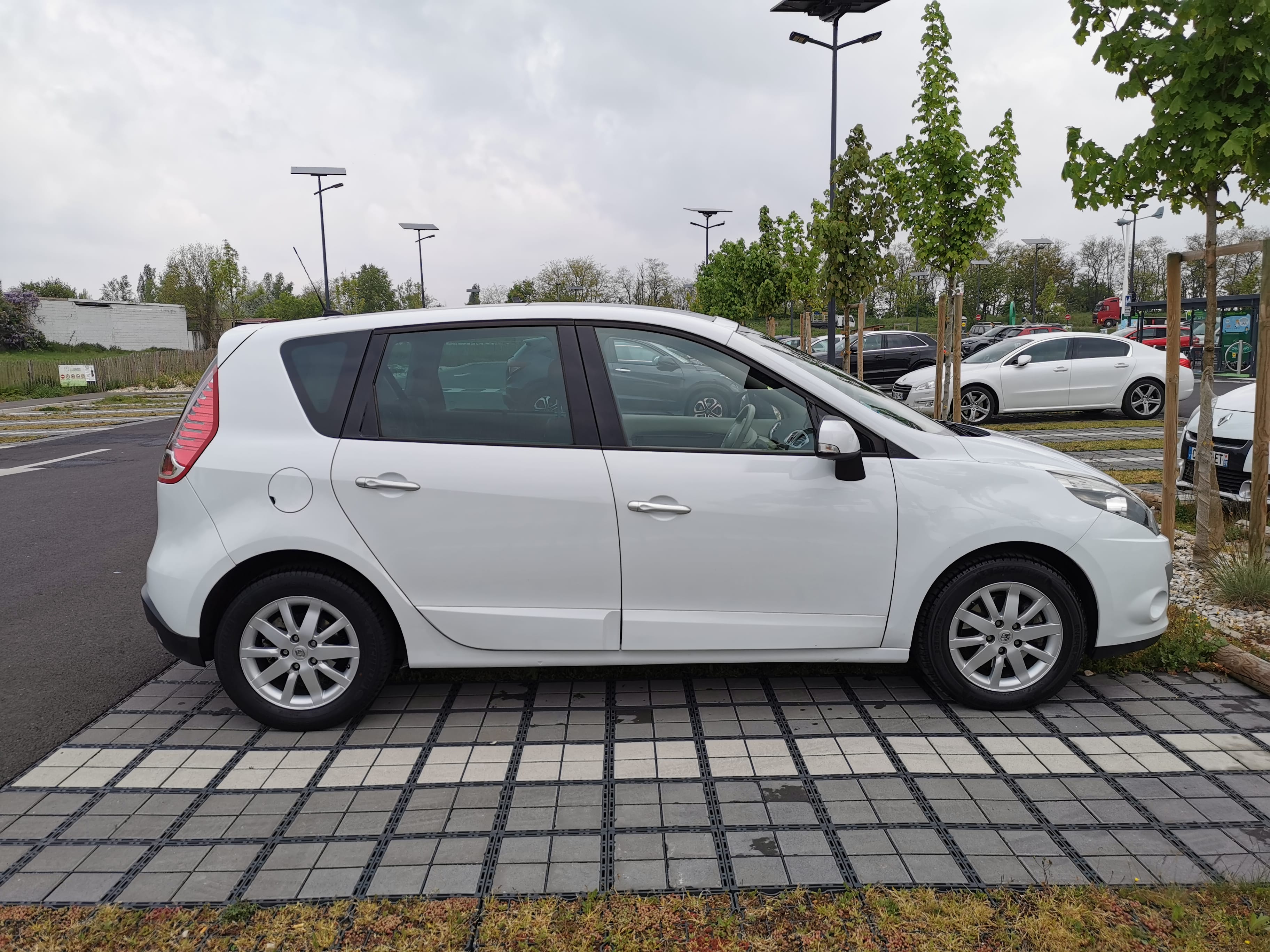 Renault Scenic avec Climatisation