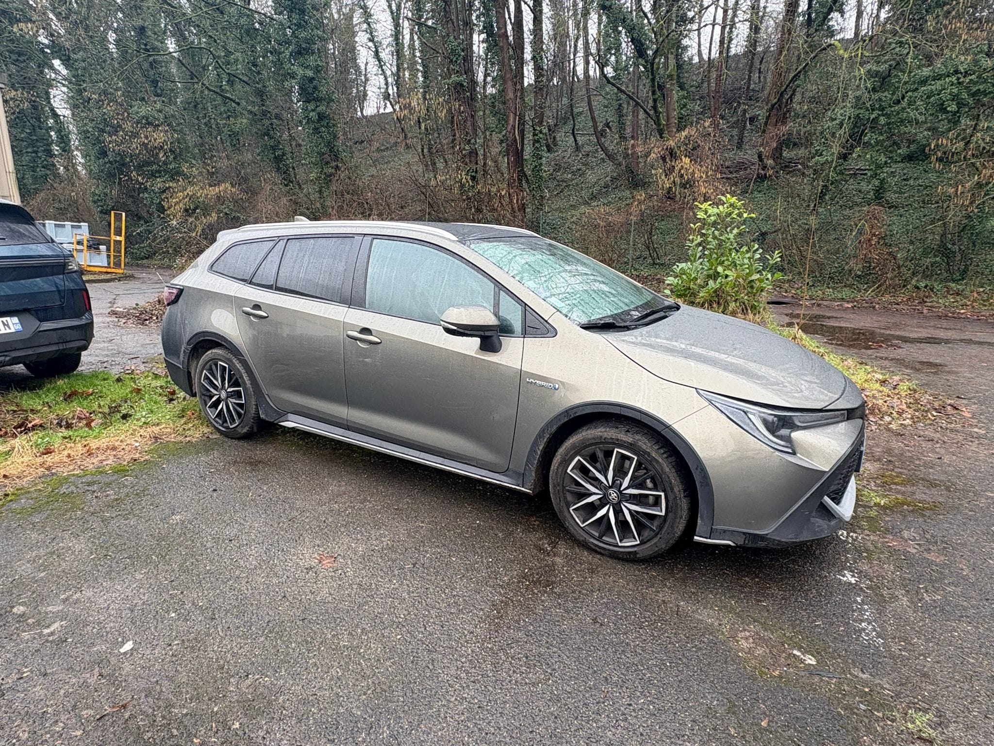Toyota Corolla Break Hybride avec Climatisation