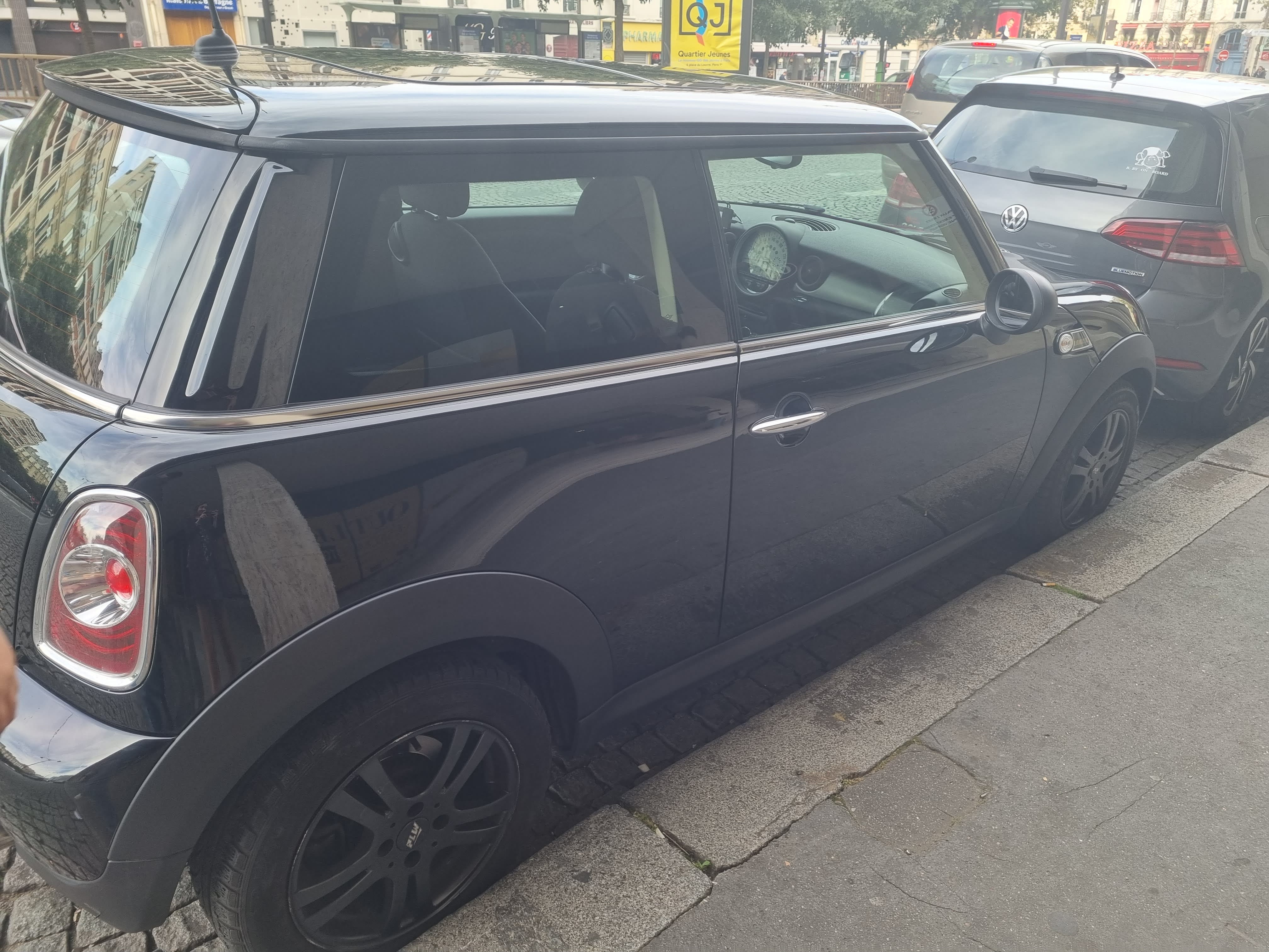 Mini Cooper 3 portes avec Climatisation